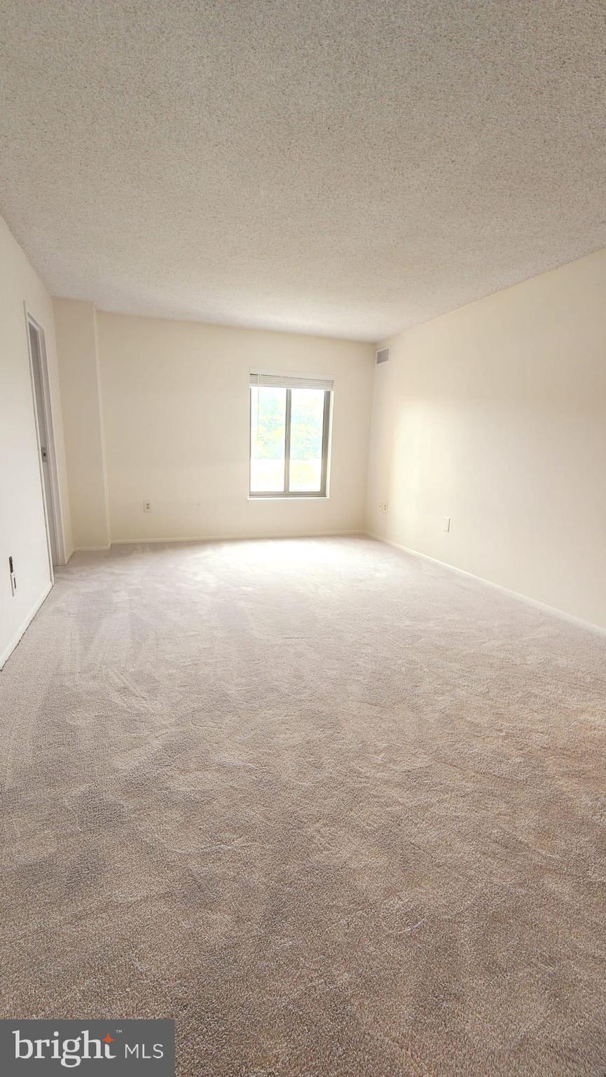 CENTURY SOUTH - Residential Lease