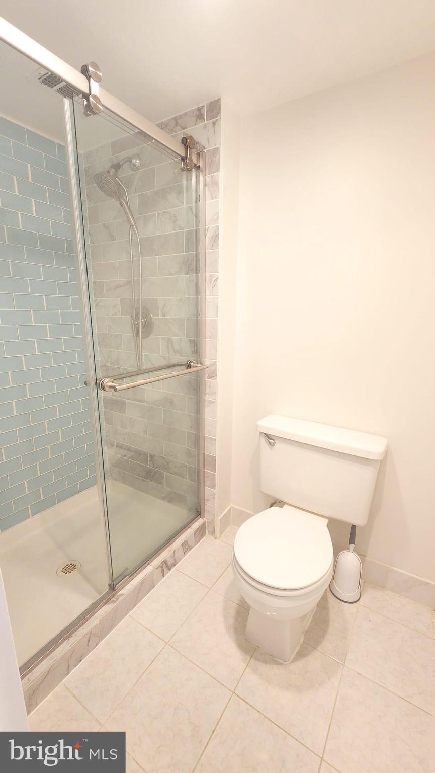 CENTURY SOUTH - Residential Lease