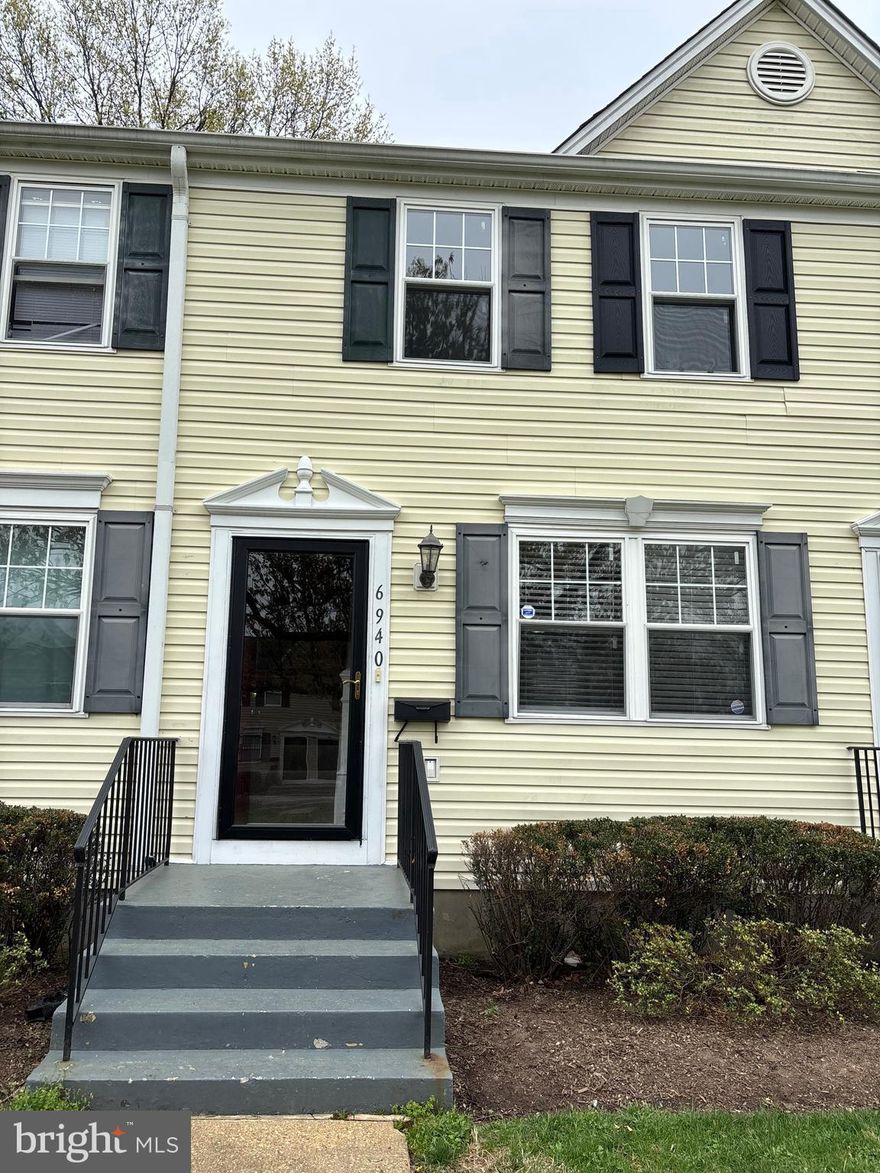 Cozy cottage condo with front and back entrances and plenty of sunshine throughout!  
This two-level condo includes one bedroom, 1 full and 1 half bath 
Dining and living room area and updated LVP floors
New microwave oven, granite kitchen countertops, in-home washer/dryer and more!
Only half a mile from Landover Metro station, UM Capital Region Medical Center,
and a short distance to shopping and restaurants at  Woodmore Towne Centre!

This is a gated community with assigned parking spaces (2).  Make it yours!