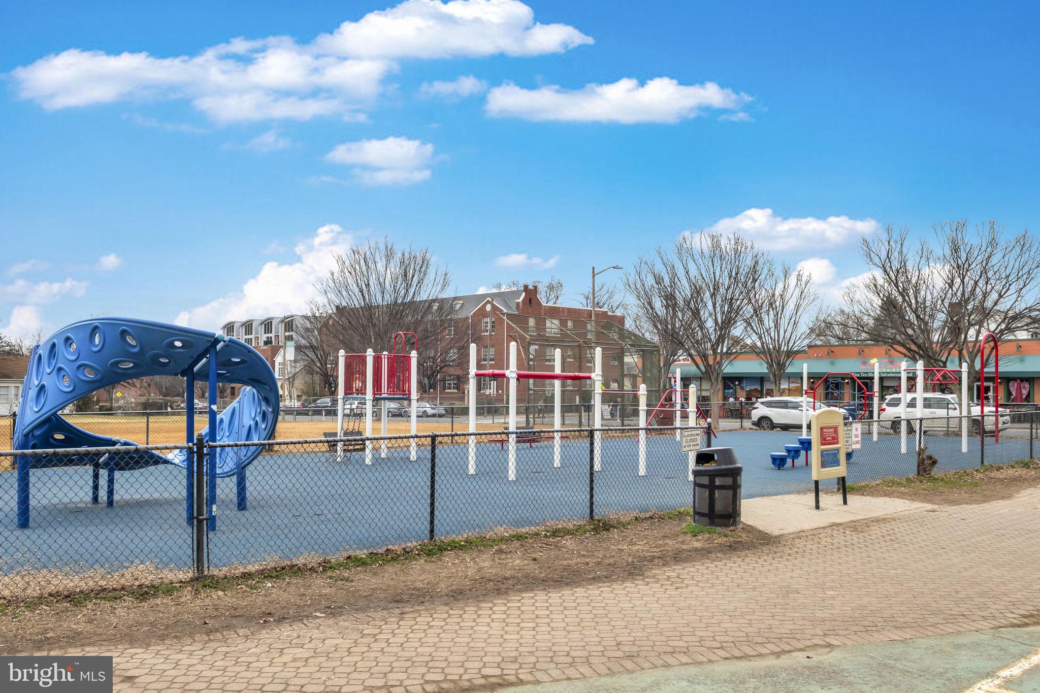 DEL RAY - Residential