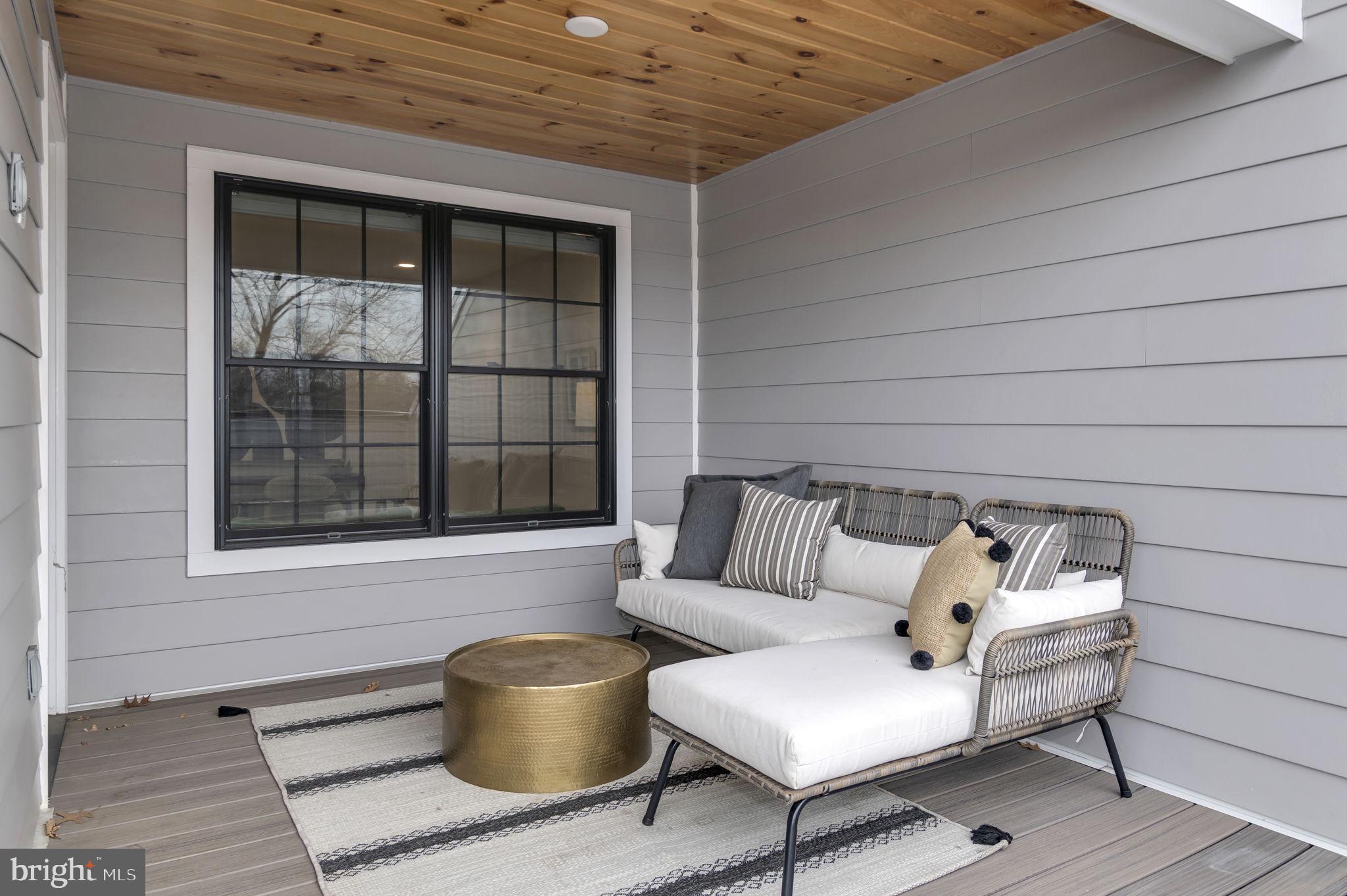 DEL RAY - Residential