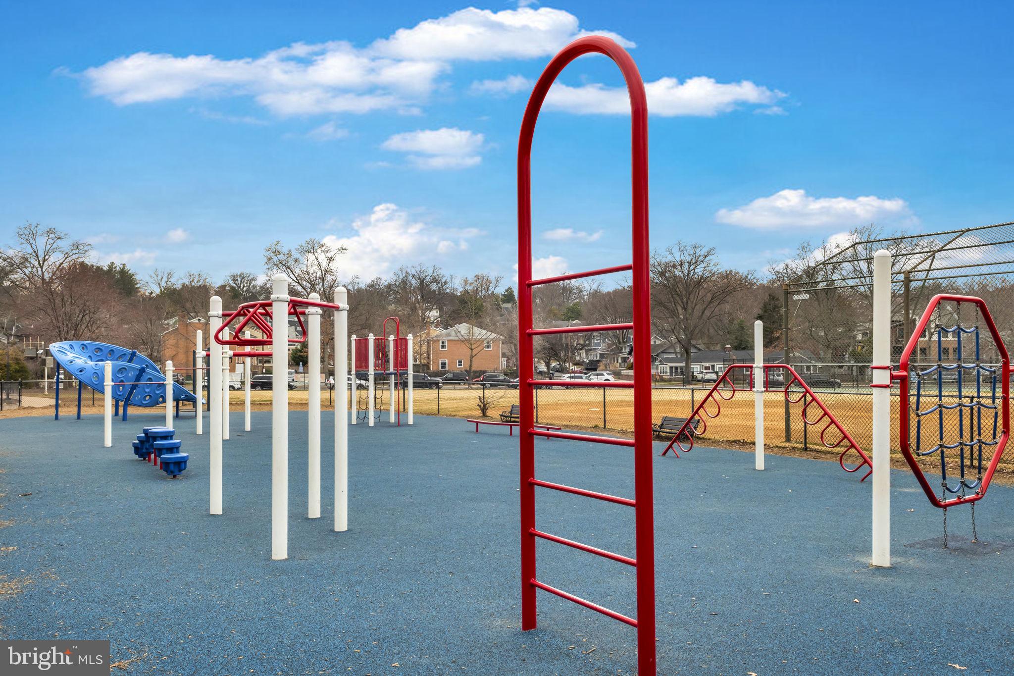 DEL RAY - Residential