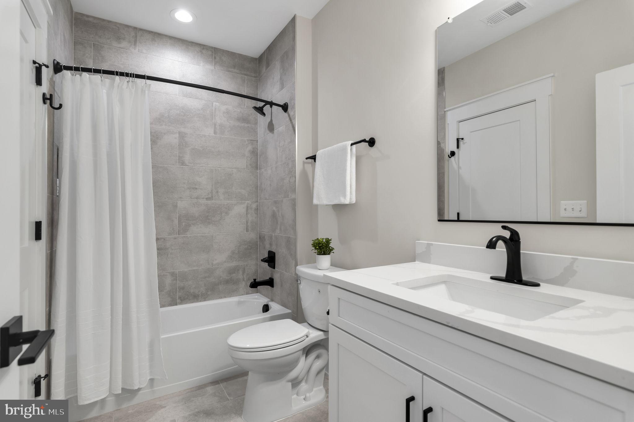 DEL RAY - Residential