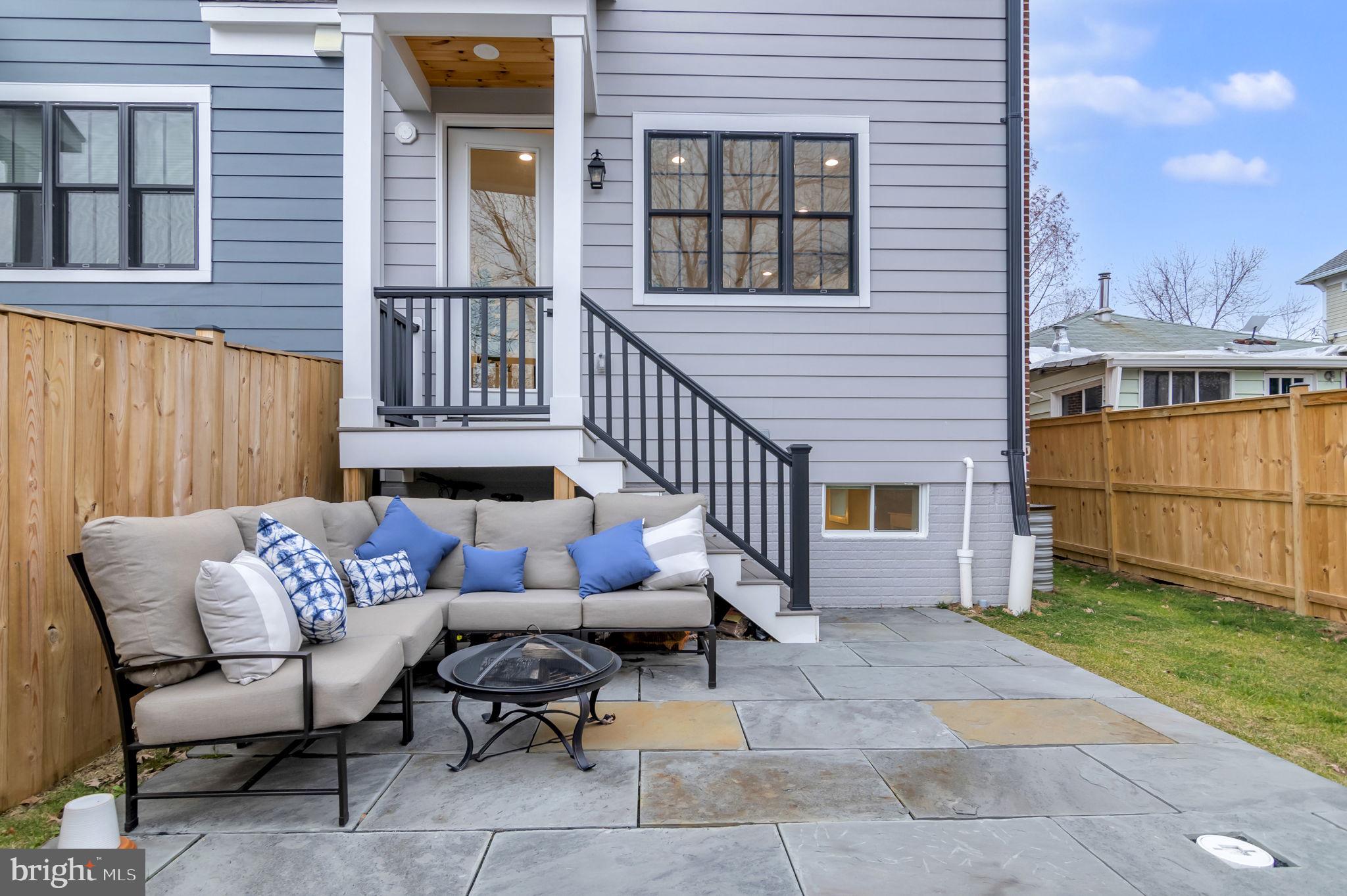 DEL RAY - Residential