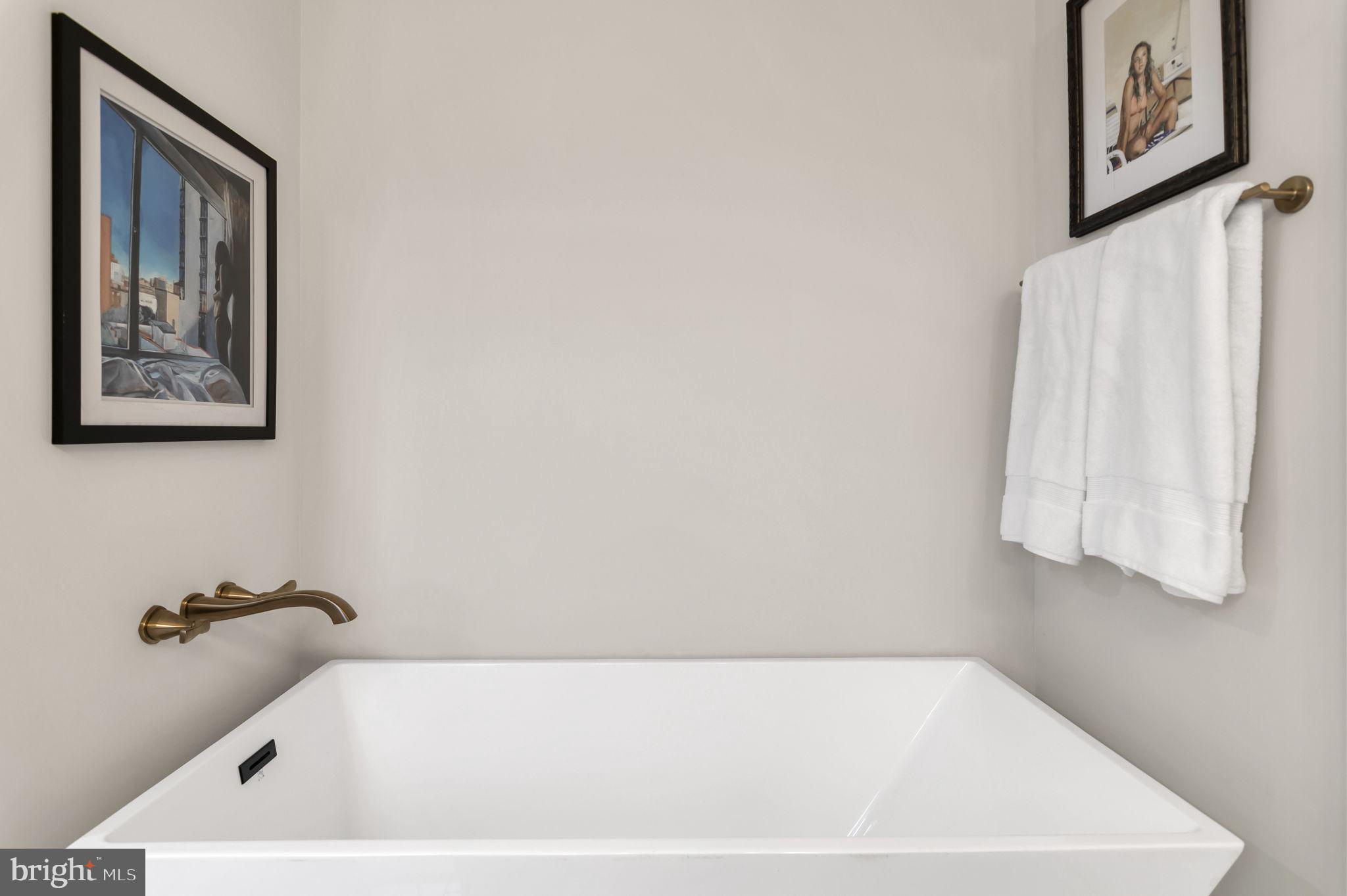 DEL RAY - Residential