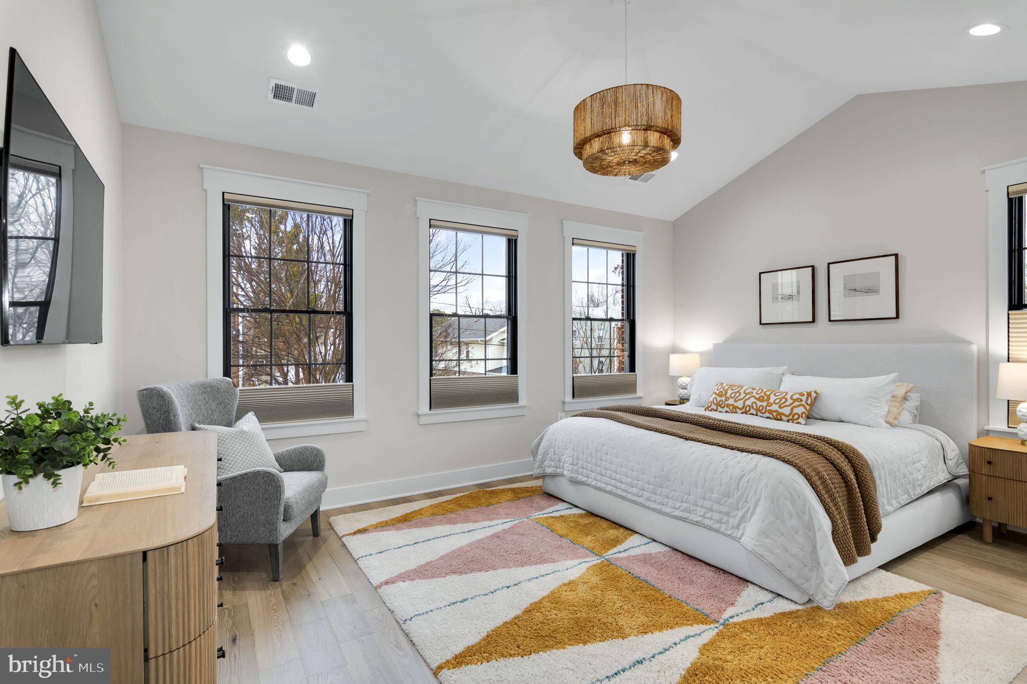 DEL RAY - Residential