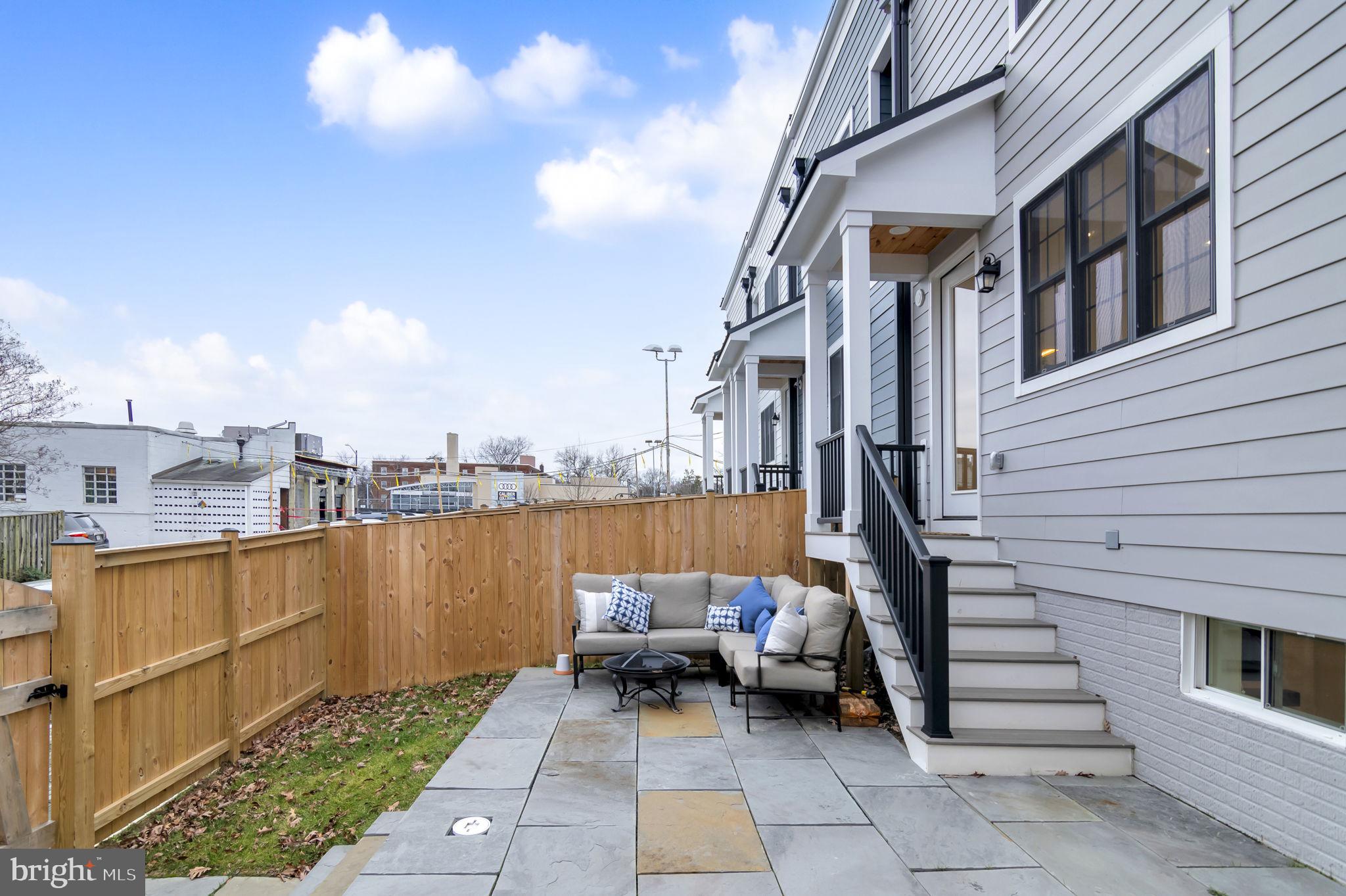 DEL RAY - Residential