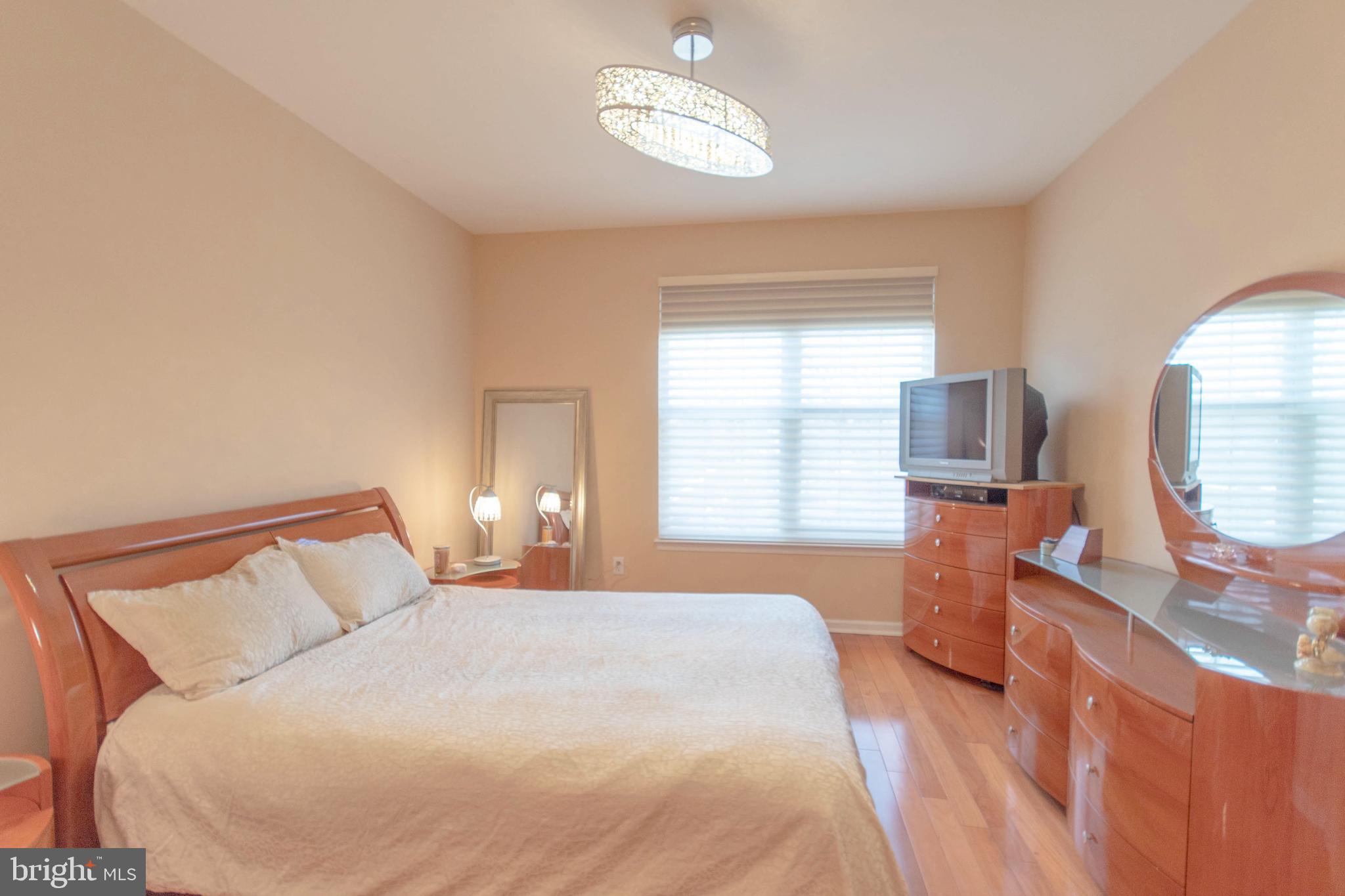 WALNUT GROVE - Residential