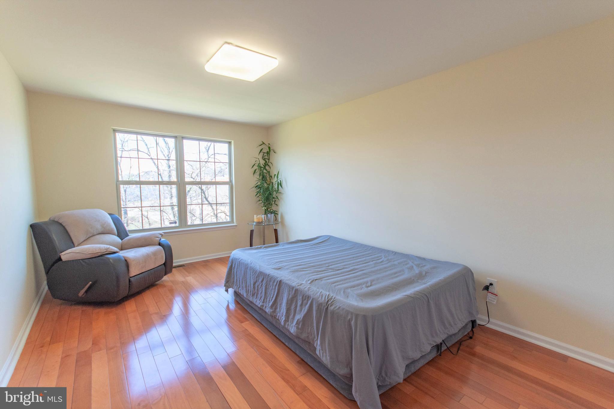 WALNUT GROVE - Residential