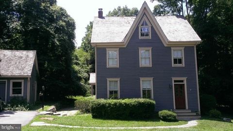 1080 COPPERSTONE COURT ROCKVILLE MD 20852