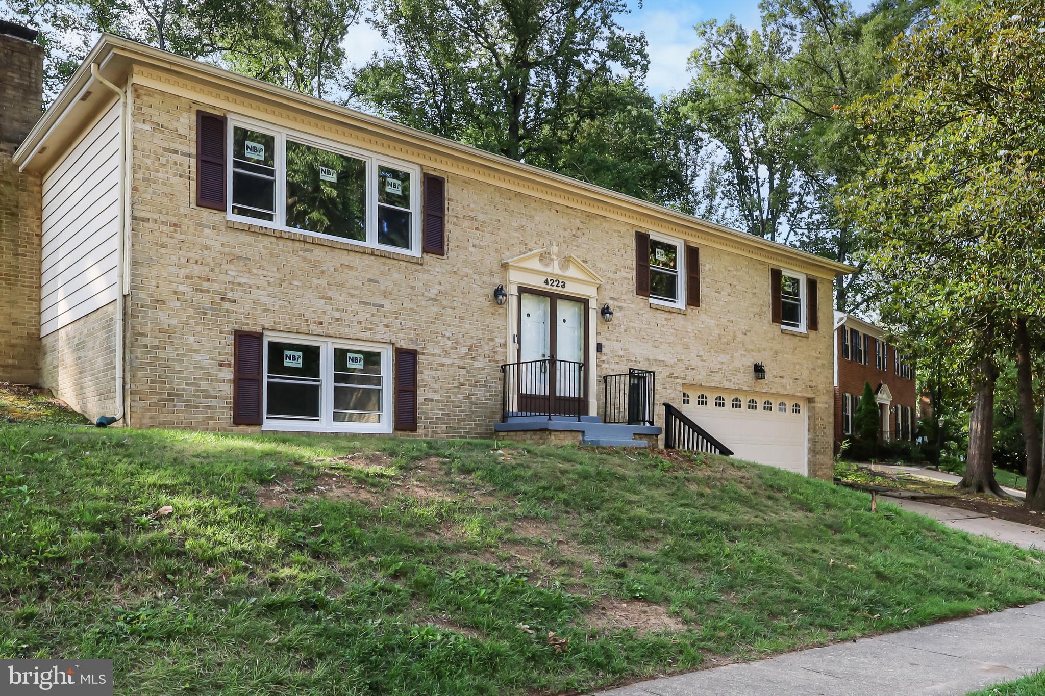 4223 AVON DRIVE