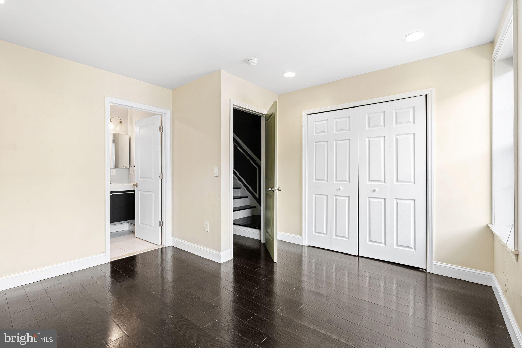 PASSYUNK SQUARE - Residential