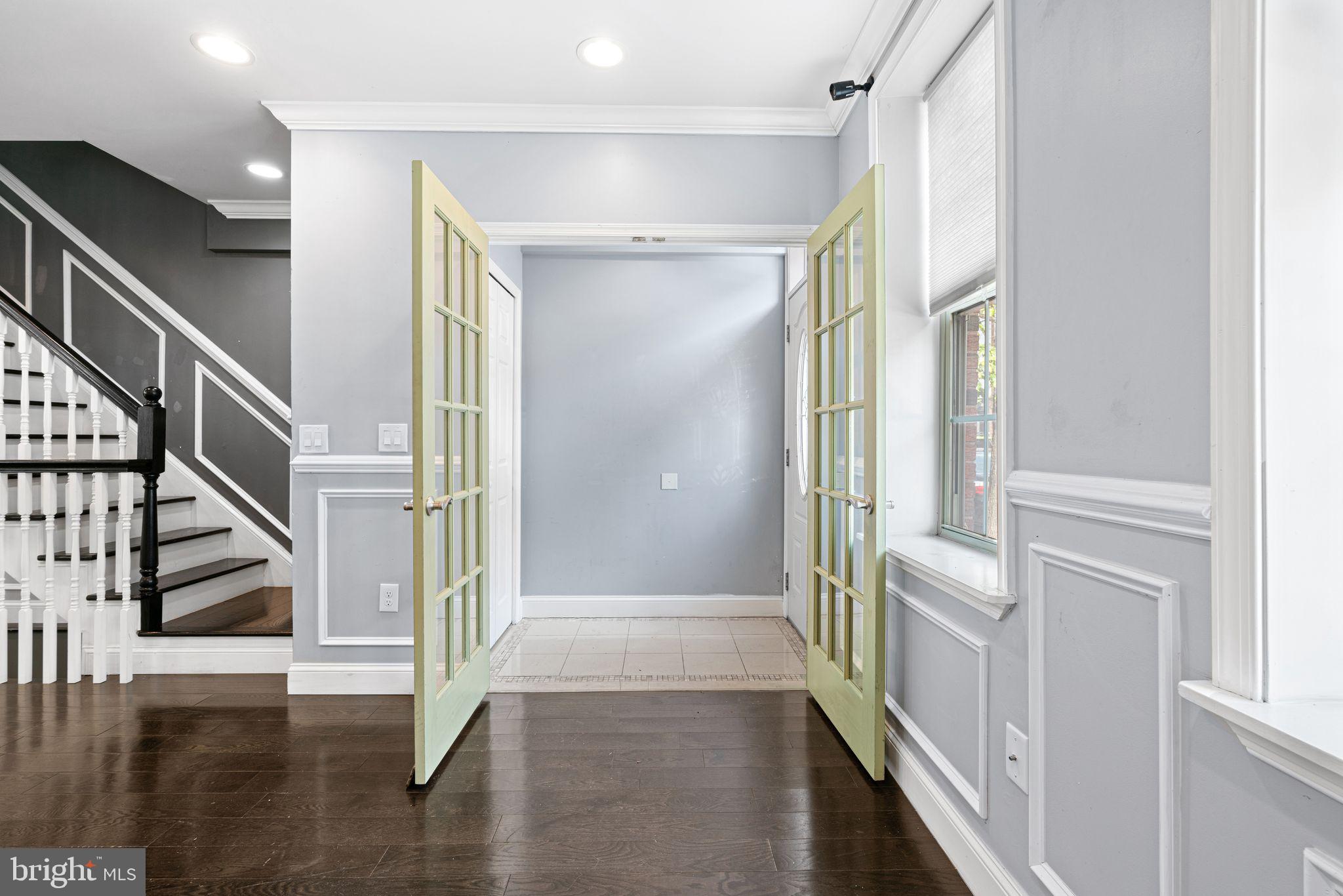 1344 E PASSYUNK AVENUE