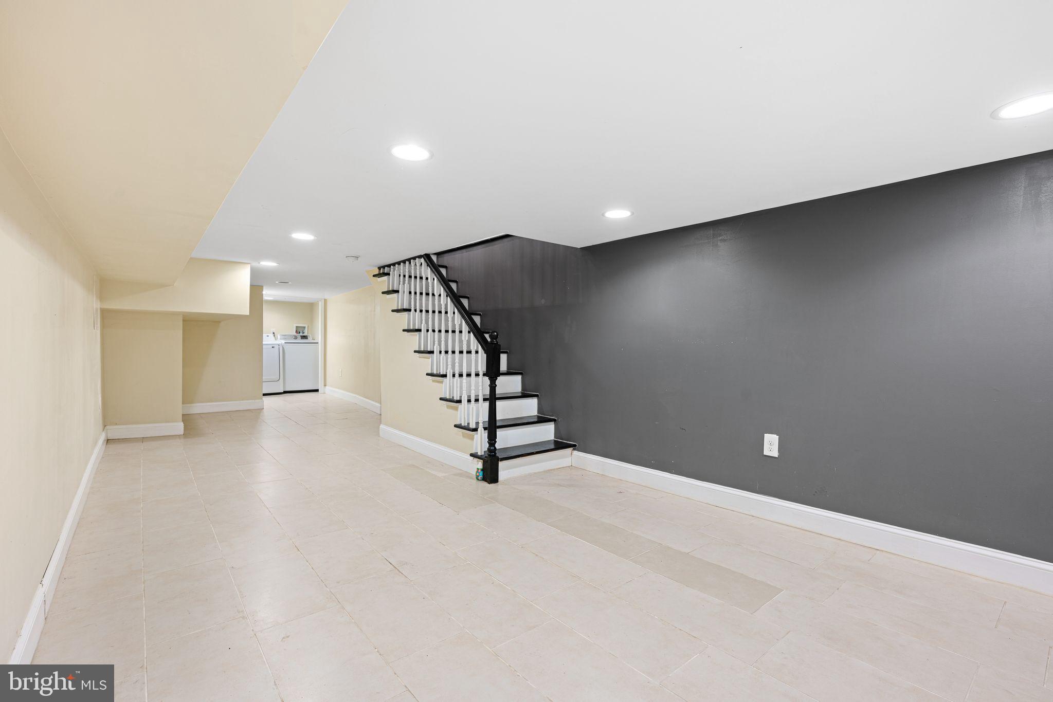 PASSYUNK SQUARE - Residential