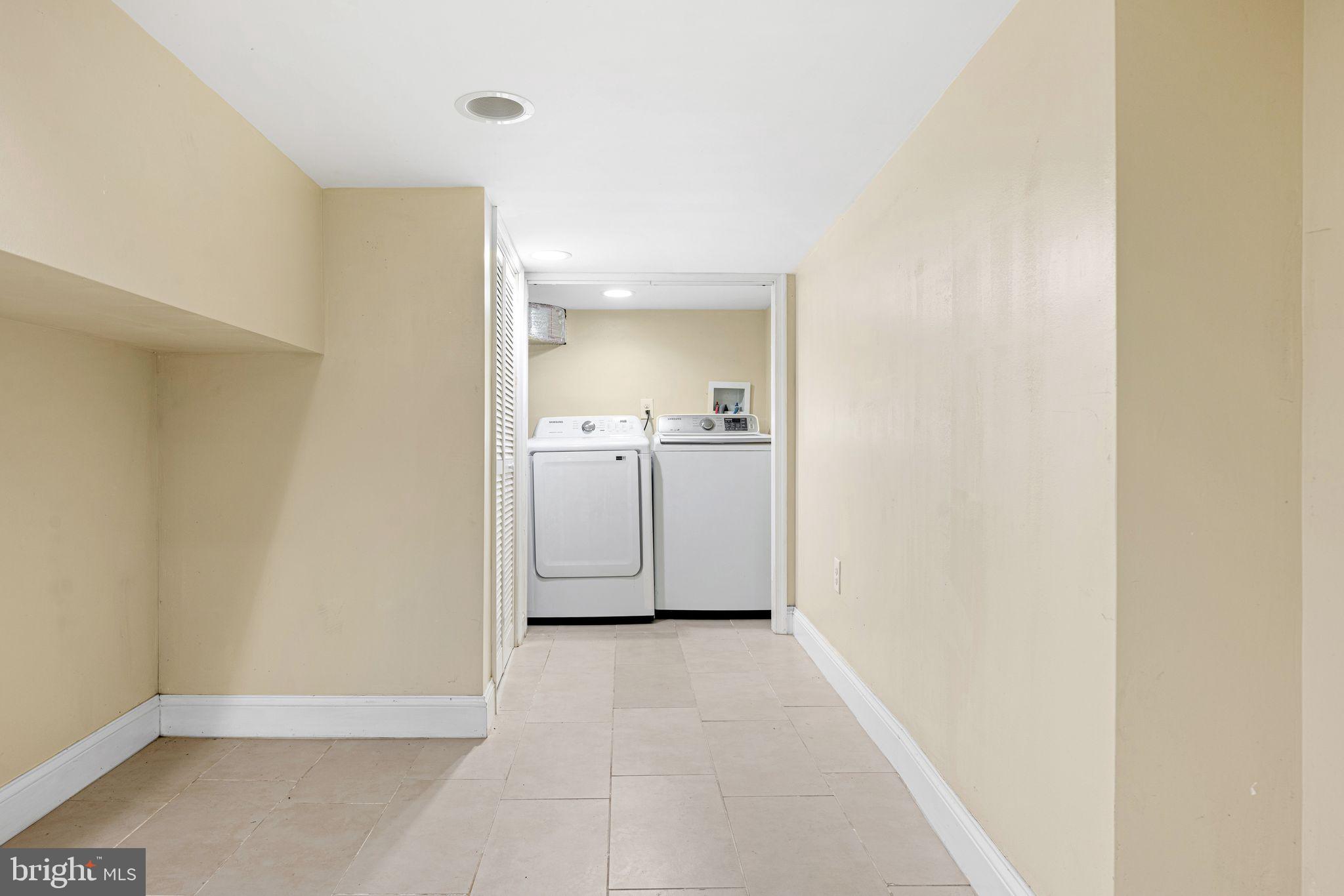 PASSYUNK SQUARE - Residential