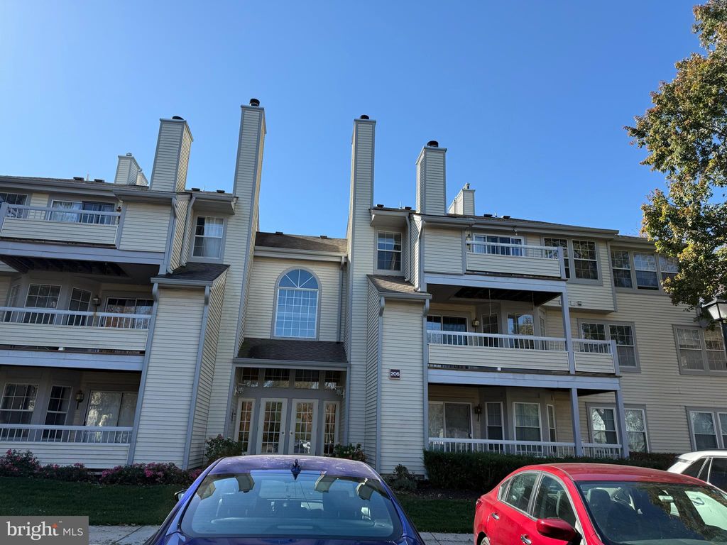 Photo of 206 Salem Court #4, PRINCETON, NJ 08540 (MLS # NJME2067660)