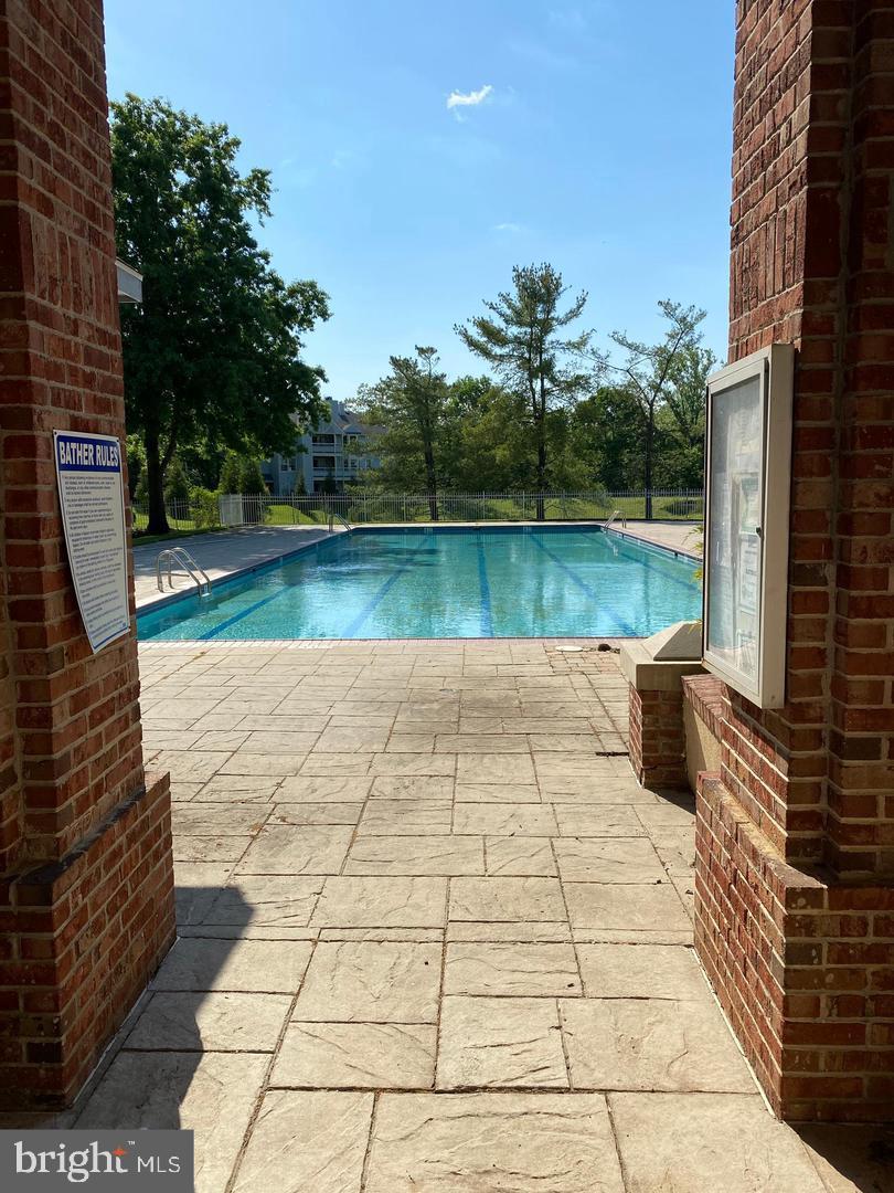 CANAL POINTE - Residential Lease