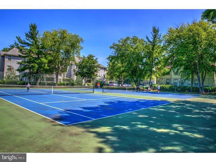 CANAL POINTE - Residential Lease