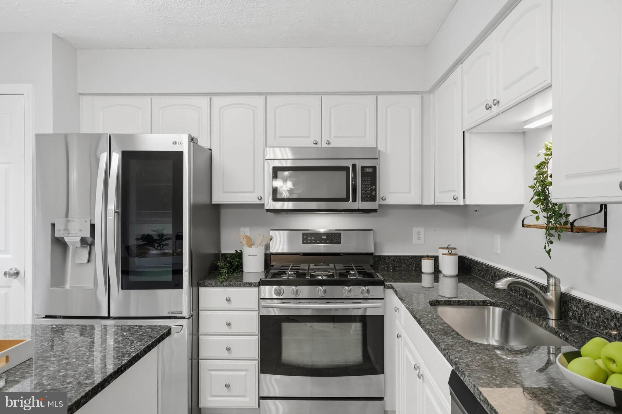 SUMMERS RUN - Residential