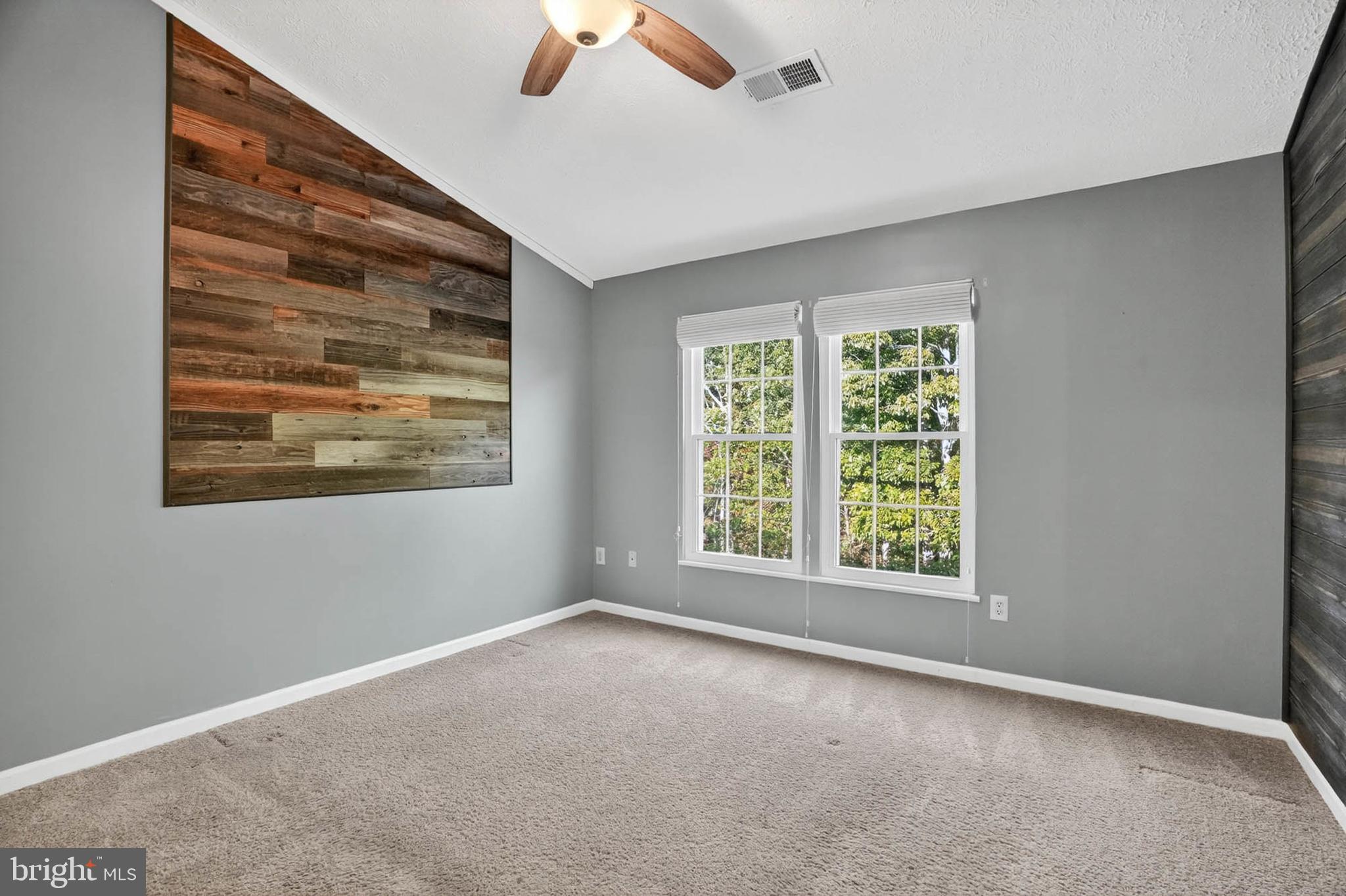 SUMMERS RUN - Residential