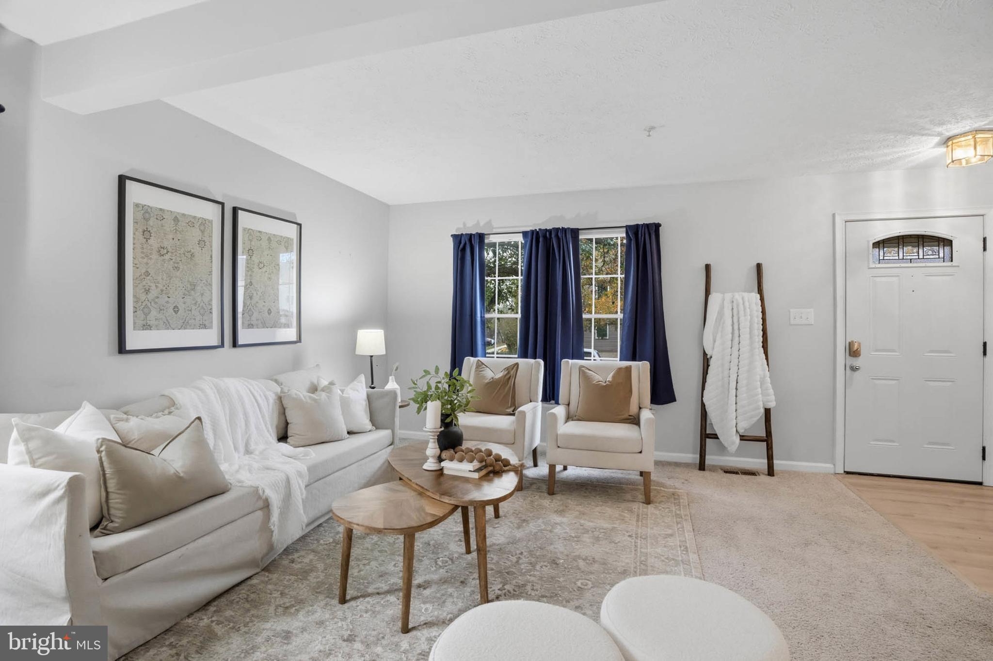 SUMMERS RUN - Residential