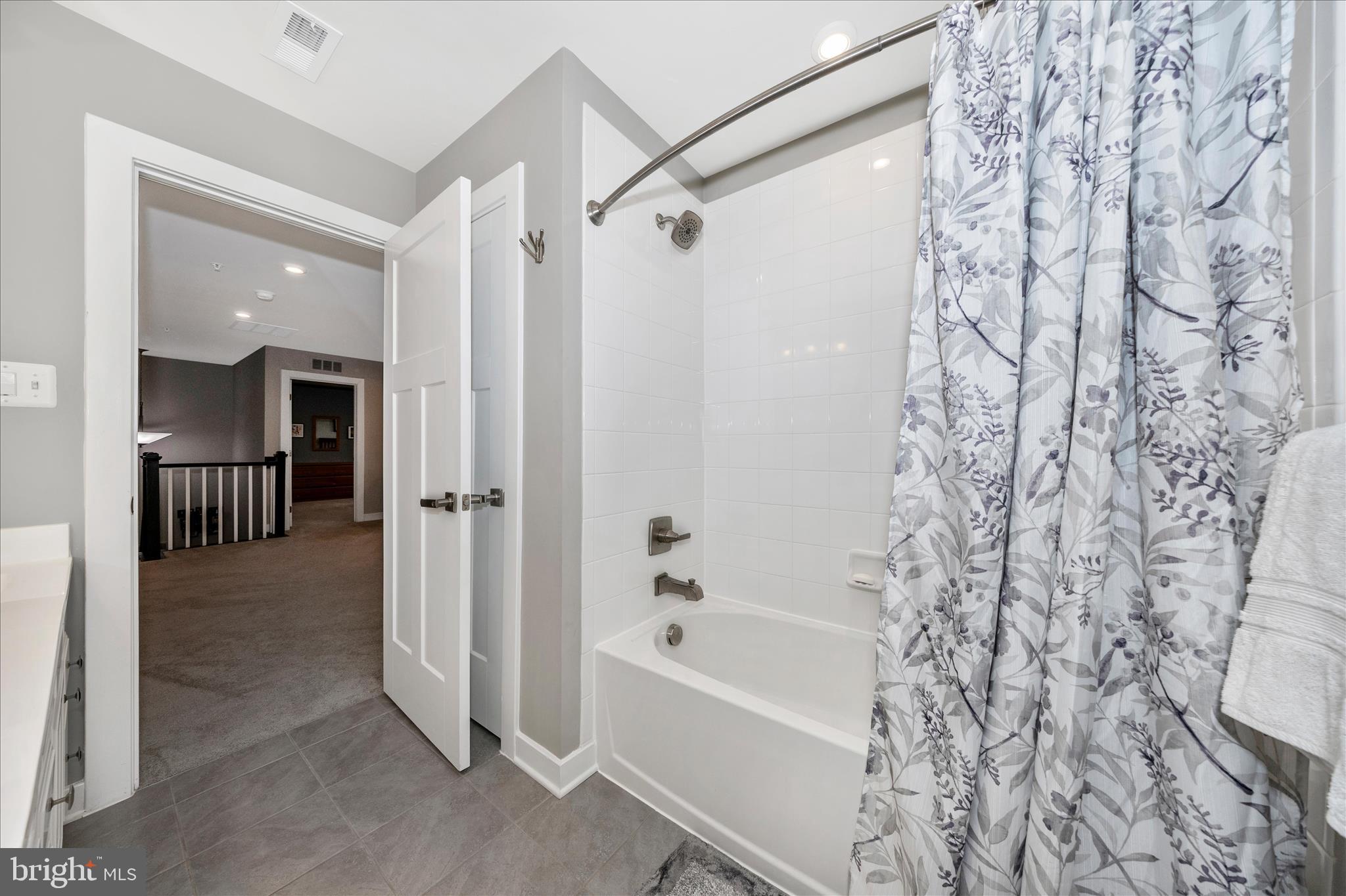 BRUNSWICK CROSSING - Residential