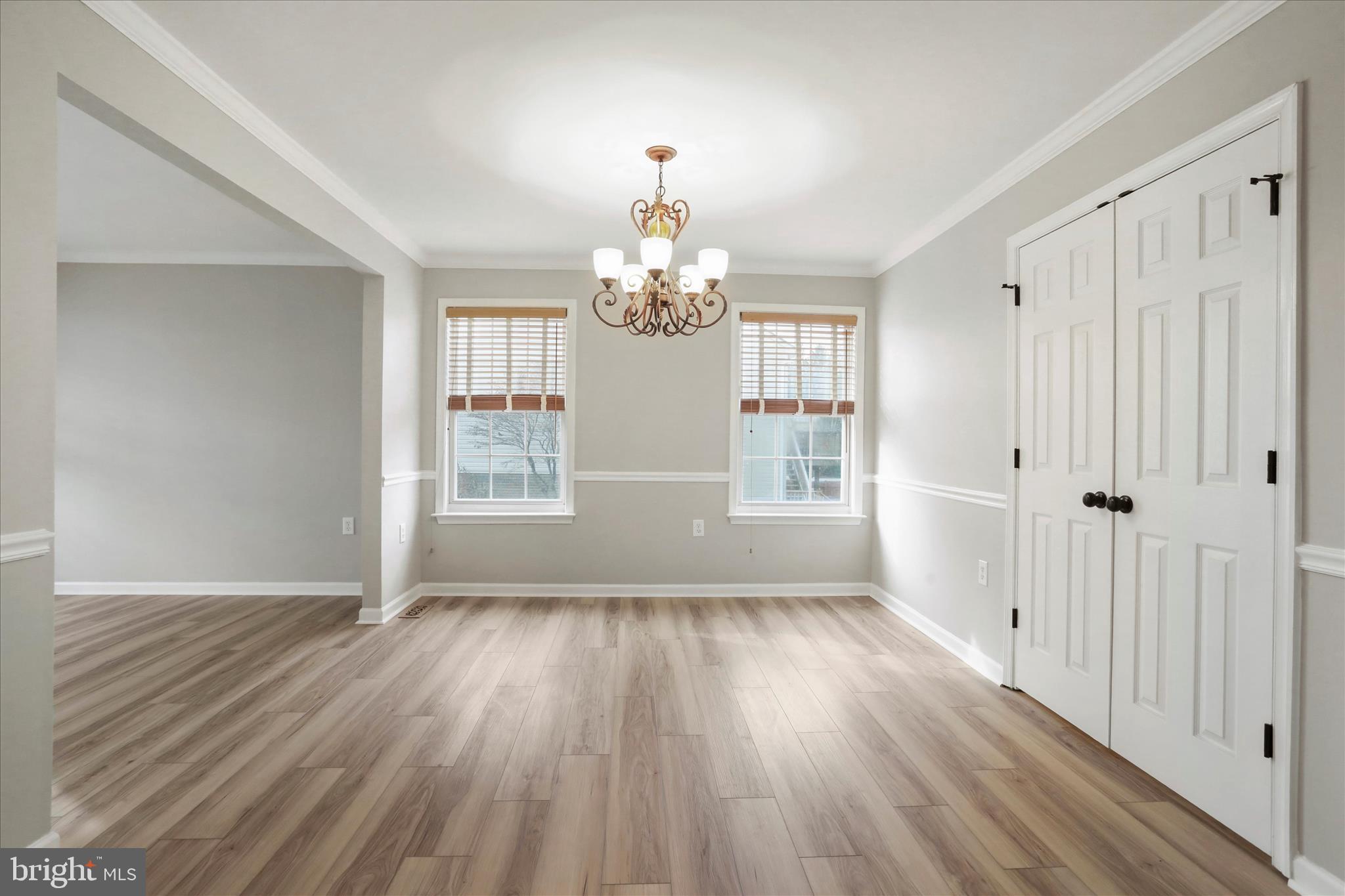 LAUREL RIDGE - Residential