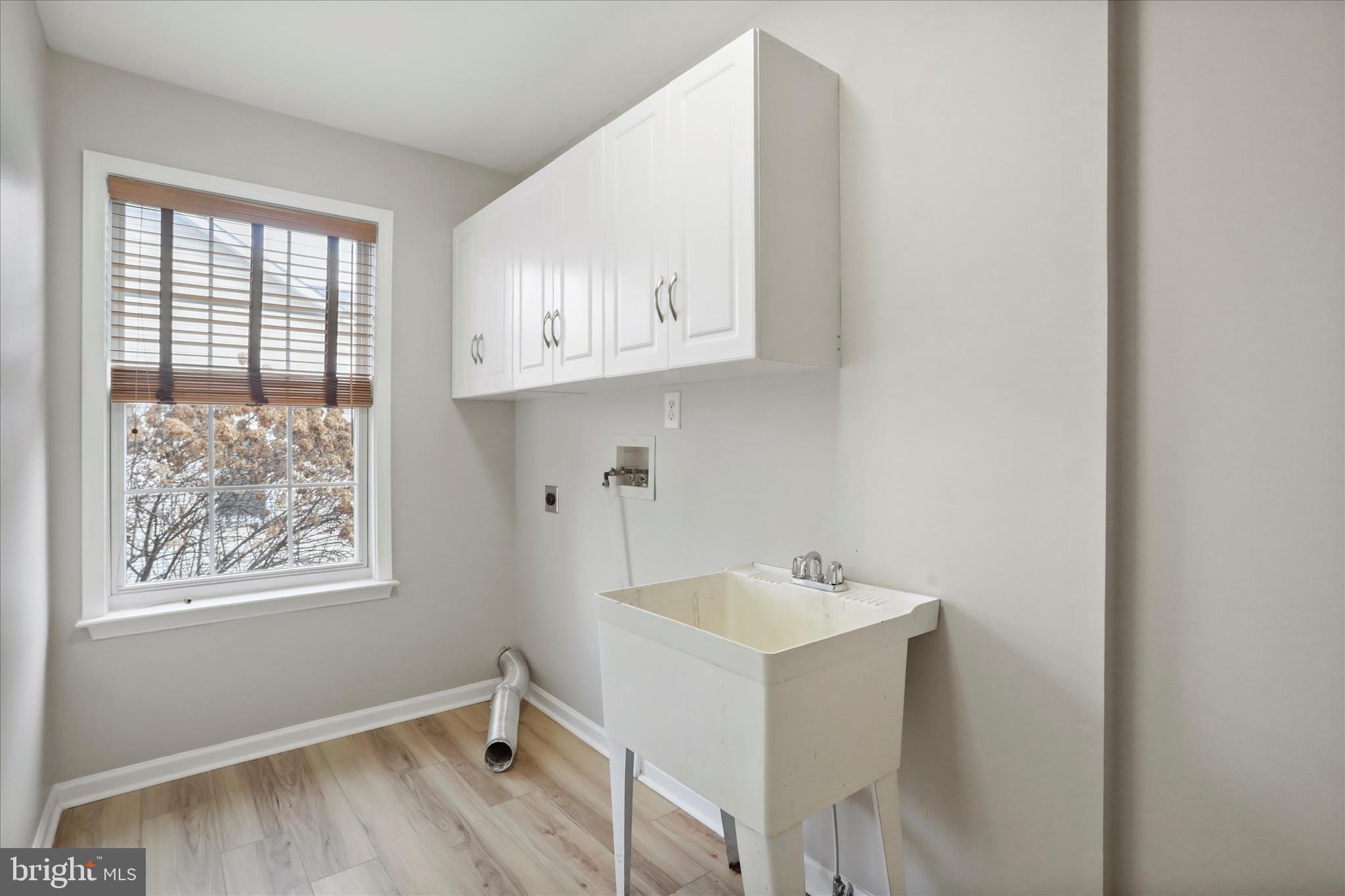 LAUREL RIDGE - Residential