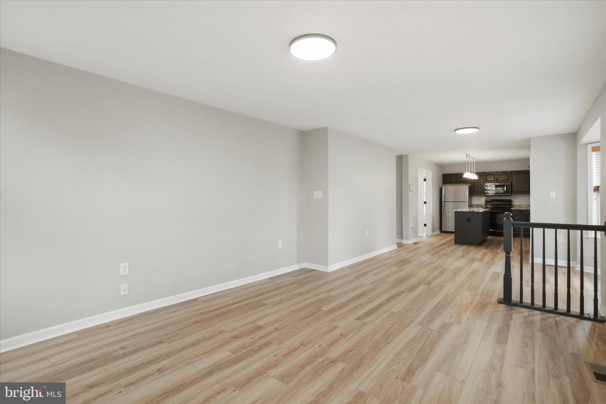 LAUREL RIDGE - Residential