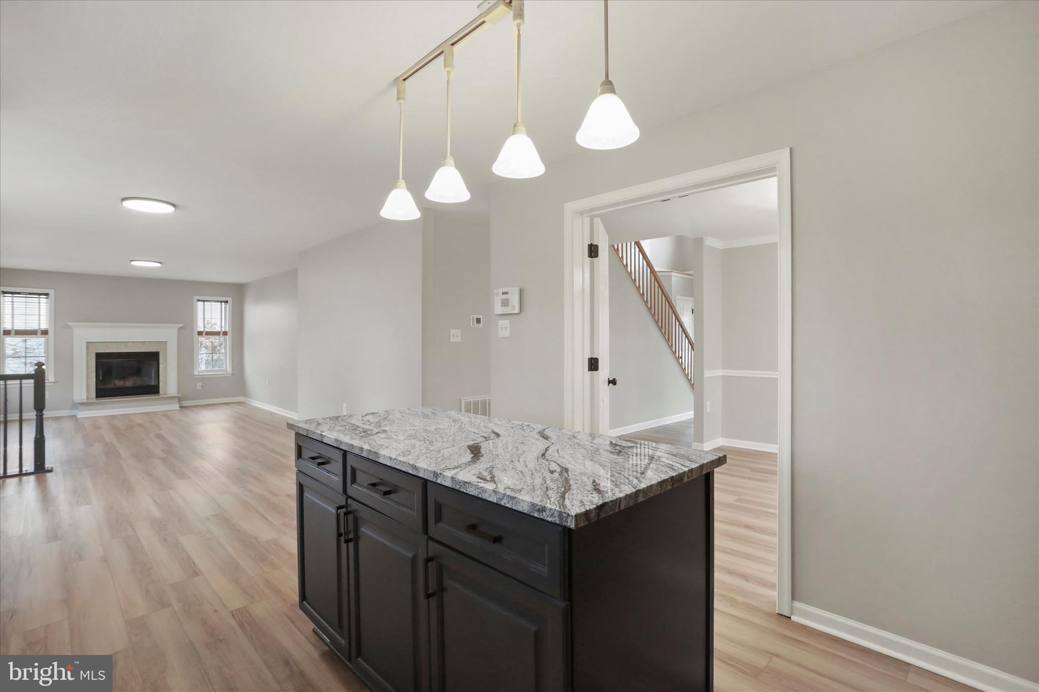 LAUREL RIDGE - Residential