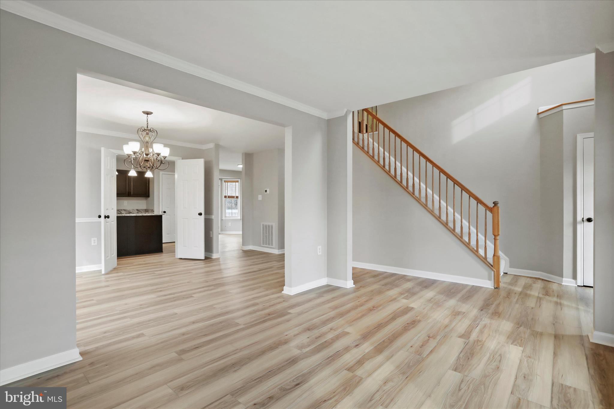 LAUREL RIDGE - Residential