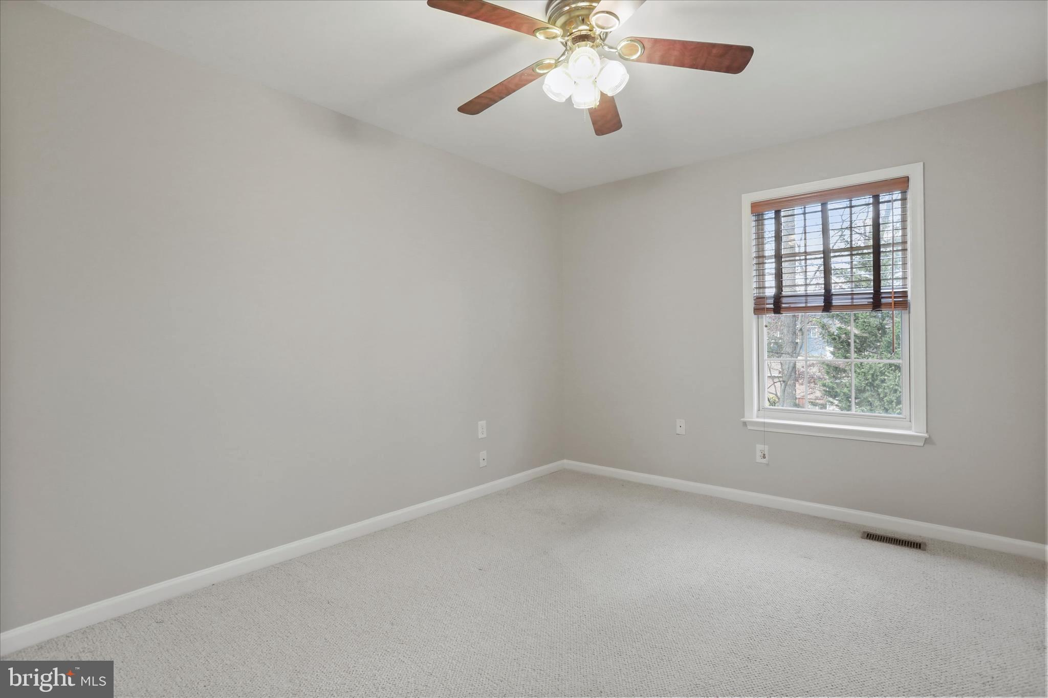 LAUREL RIDGE - Residential