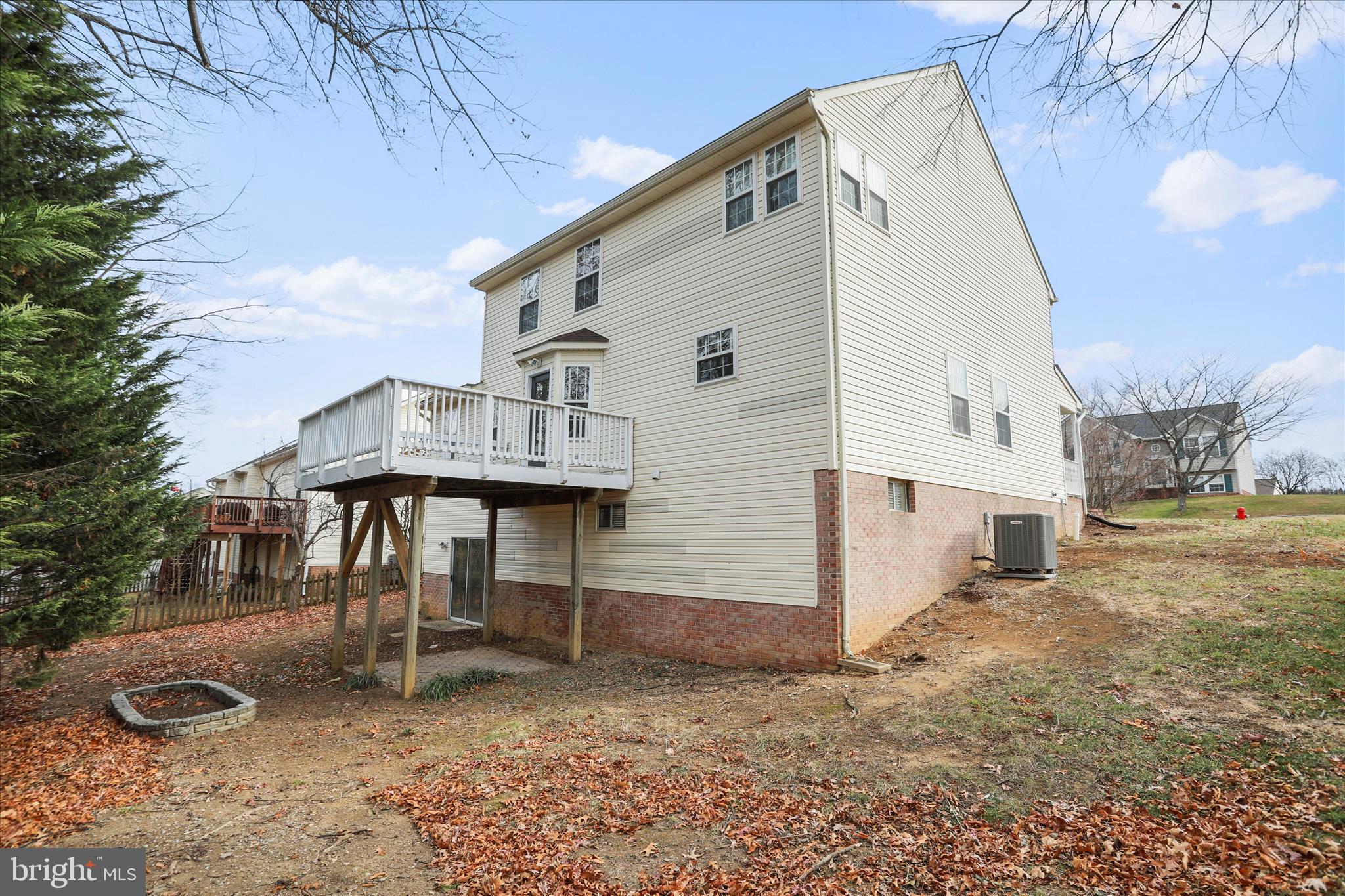 LAUREL RIDGE - Residential