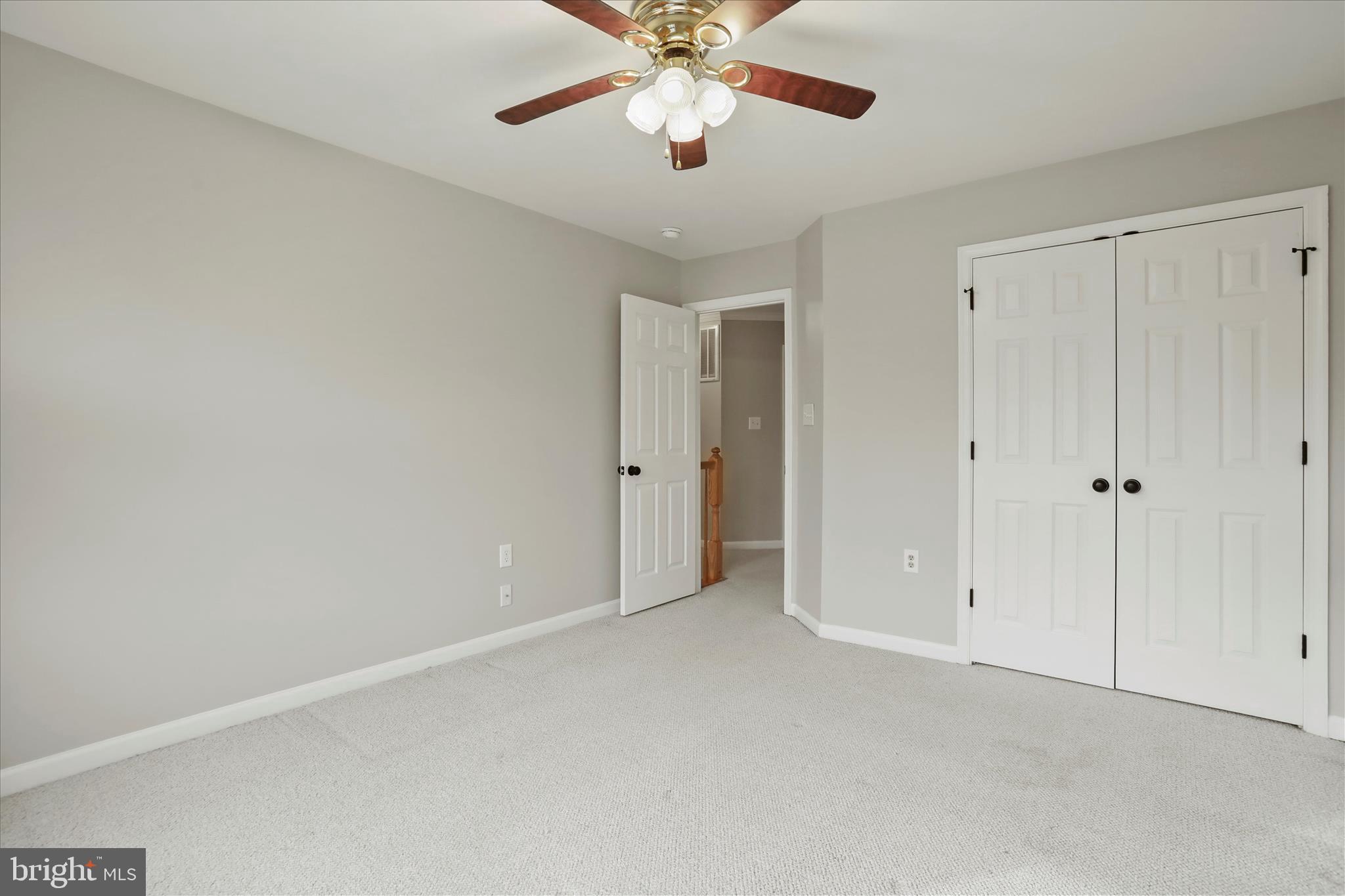 LAUREL RIDGE - Residential