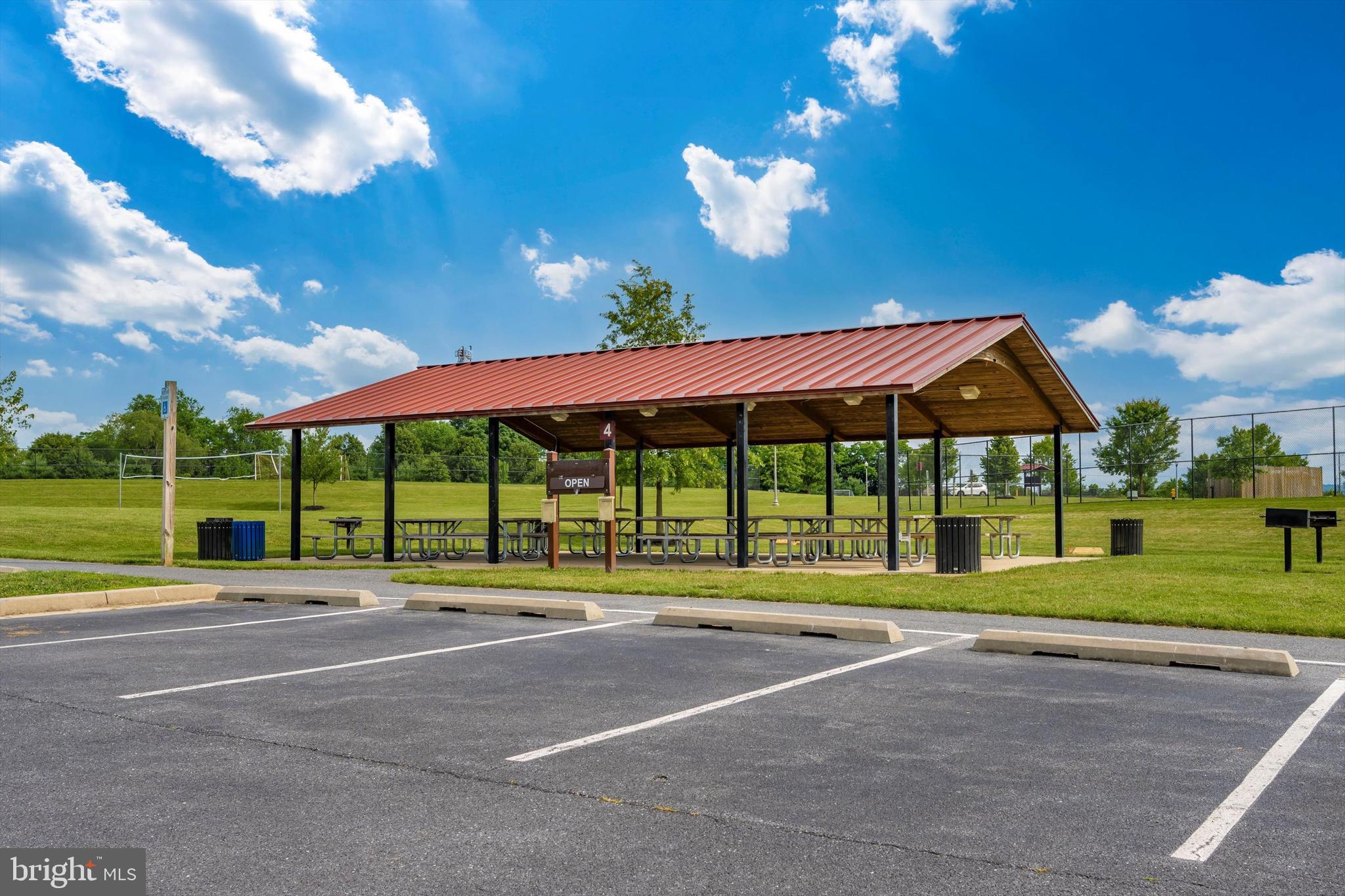 VILLAGES OF URBANA - Residential