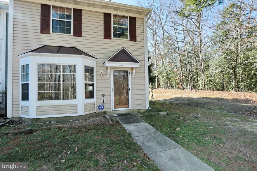 End unit townhome with renovated kitchen to include SS appliances, granite counters, backsplash updated bathrooms with beautiful ceramic tile, fenced in yard, patio. 2 master suite bedrooms, easily converted back to 3 total BDRM. Roof & siding replaced in 2012. Easy access to 495/95/210/AAFB/Pax River. Minutes to shopping mall, movie theater, restaurants & more.