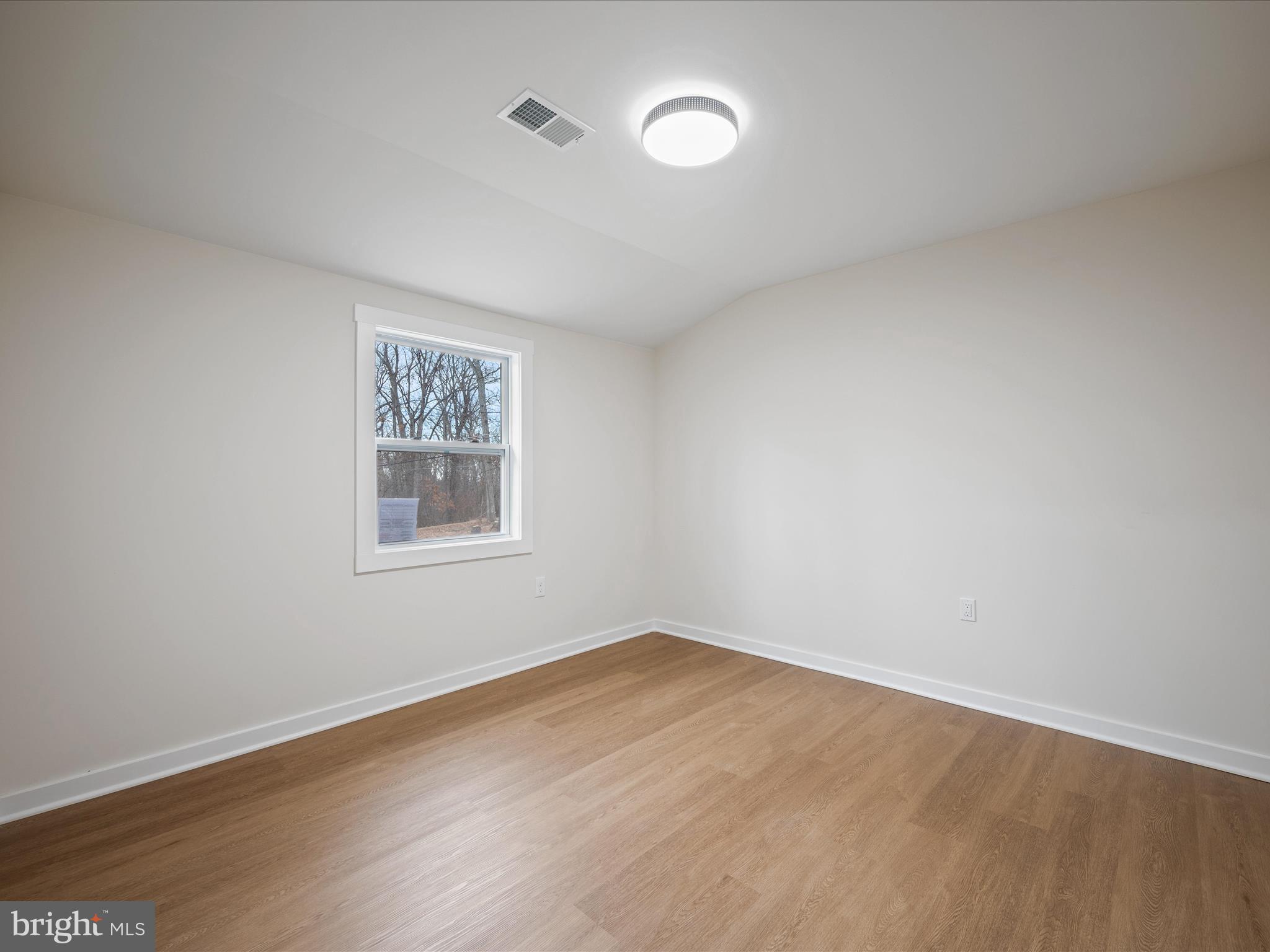 RIVER VIEW PARK - Residential