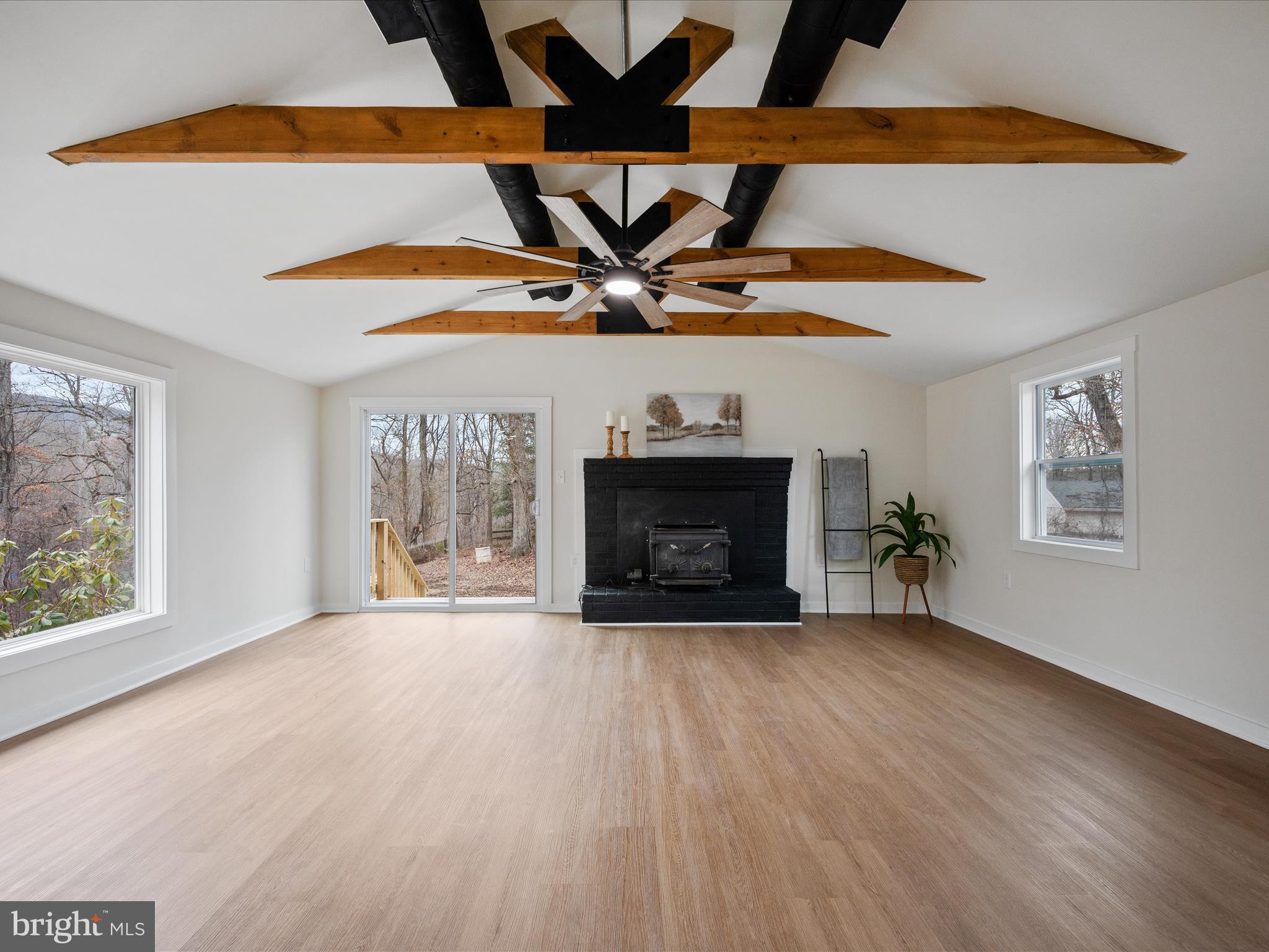 RIVER VIEW PARK - Residential