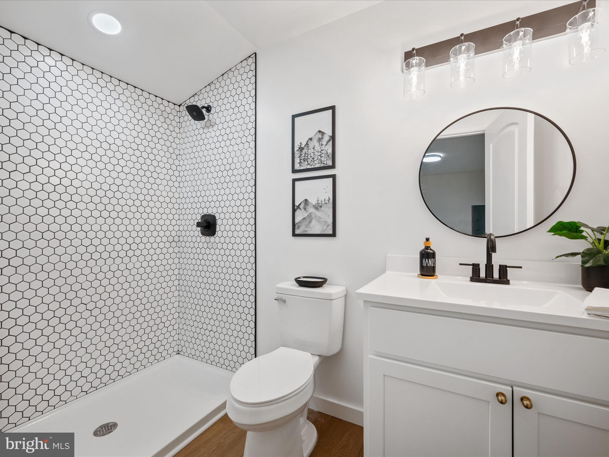 RIVER VIEW PARK - Residential