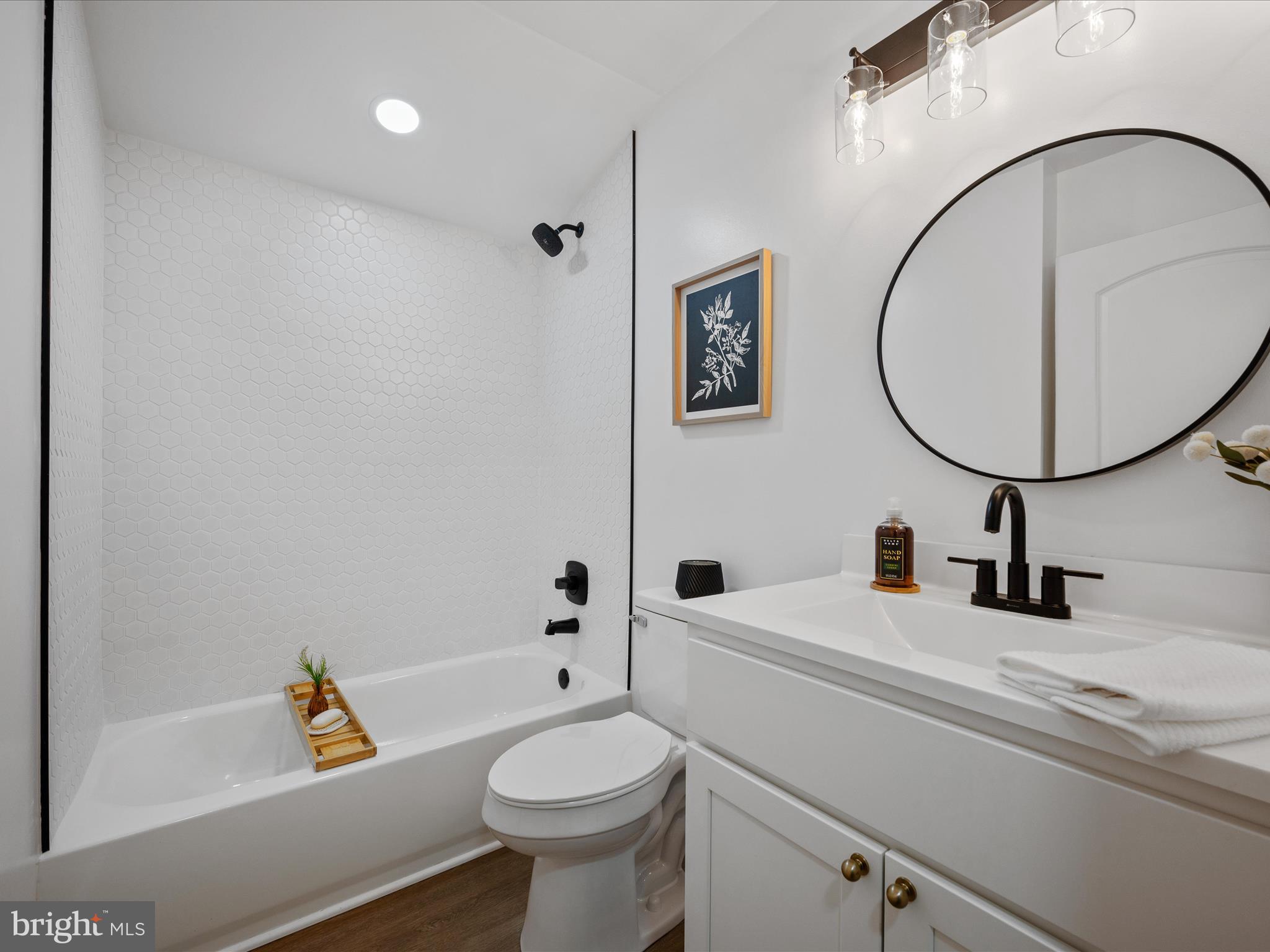 RIVER VIEW PARK - Residential