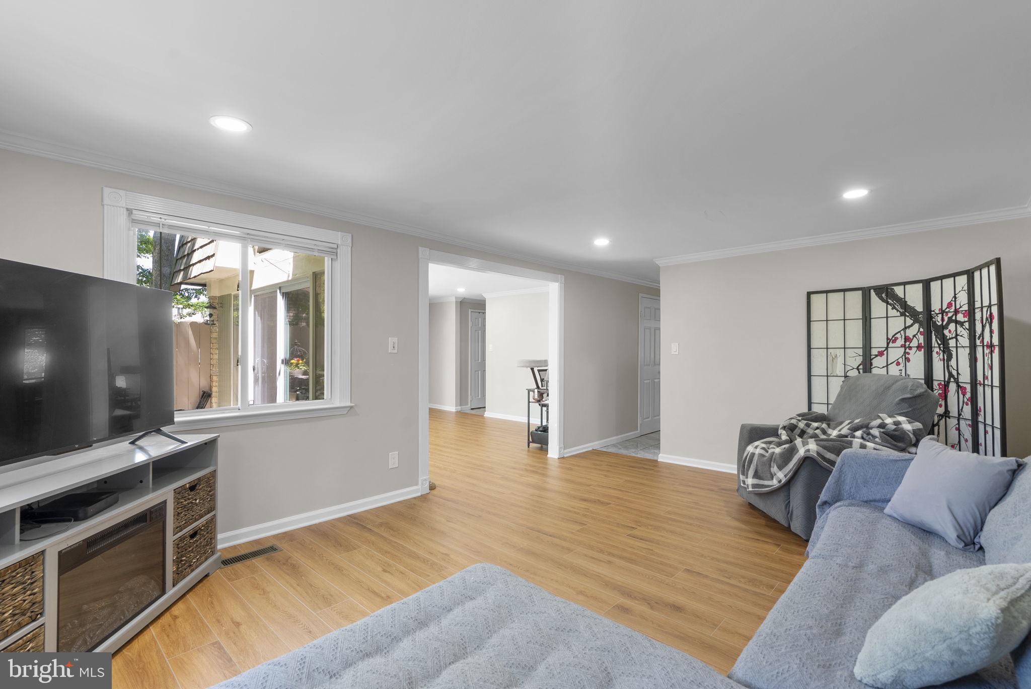 STEDWICK TOWNHOUSES - Residential