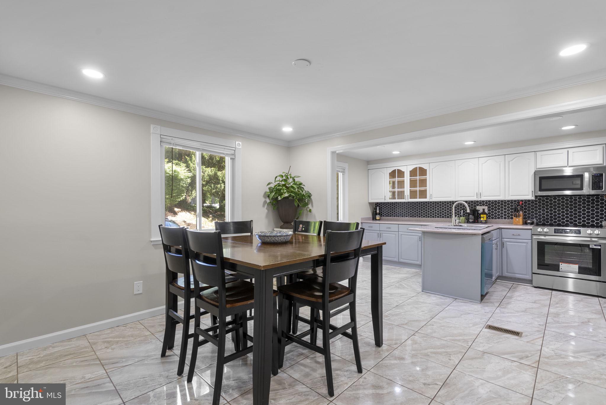 STEDWICK TOWNHOUSES - Residential
