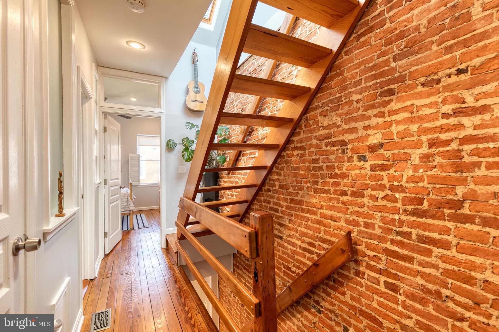 FEDERAL HILL HISTORIC DISTRICT - Residential Lease