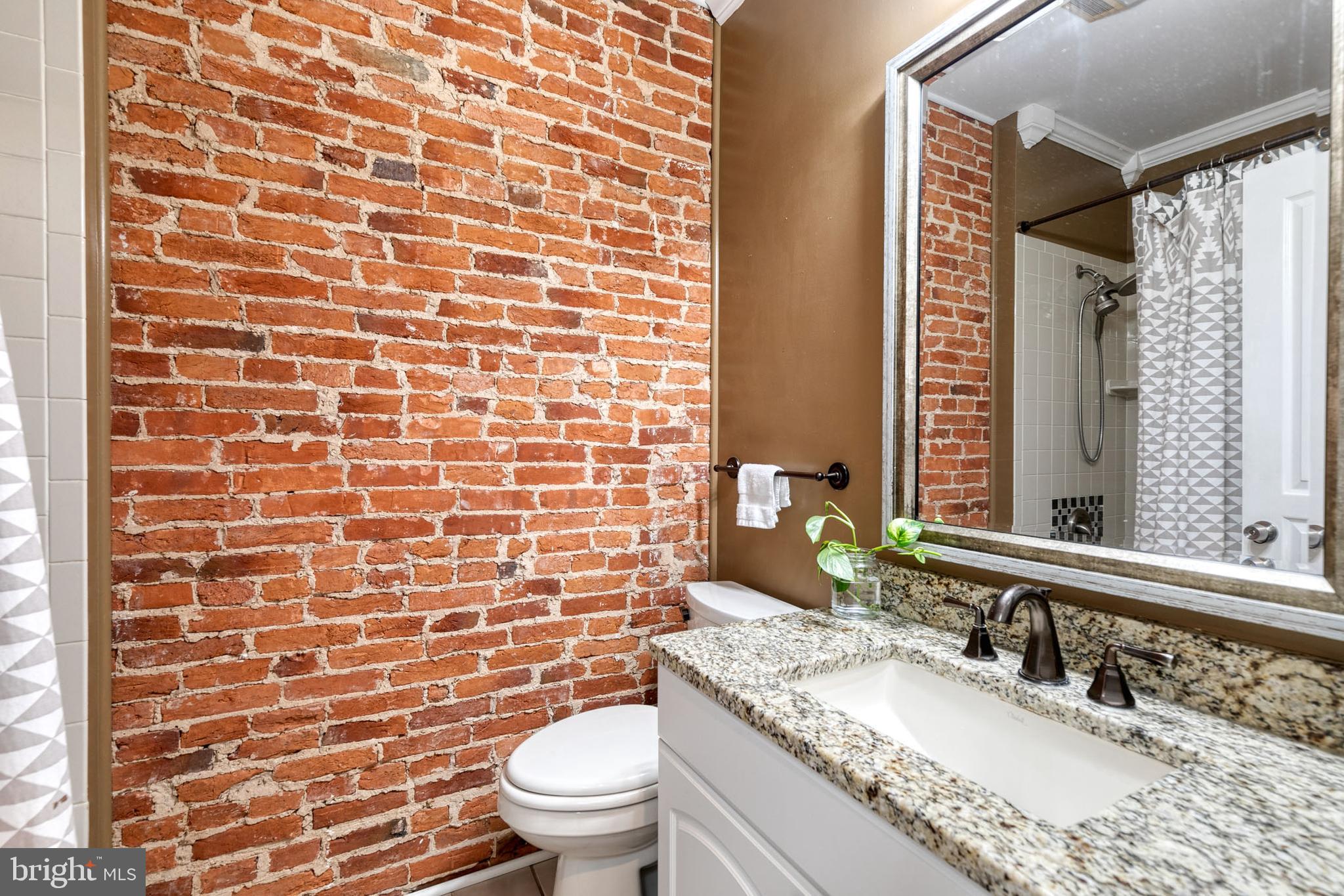 FEDERAL HILL HISTORIC DISTRICT - Residential Lease