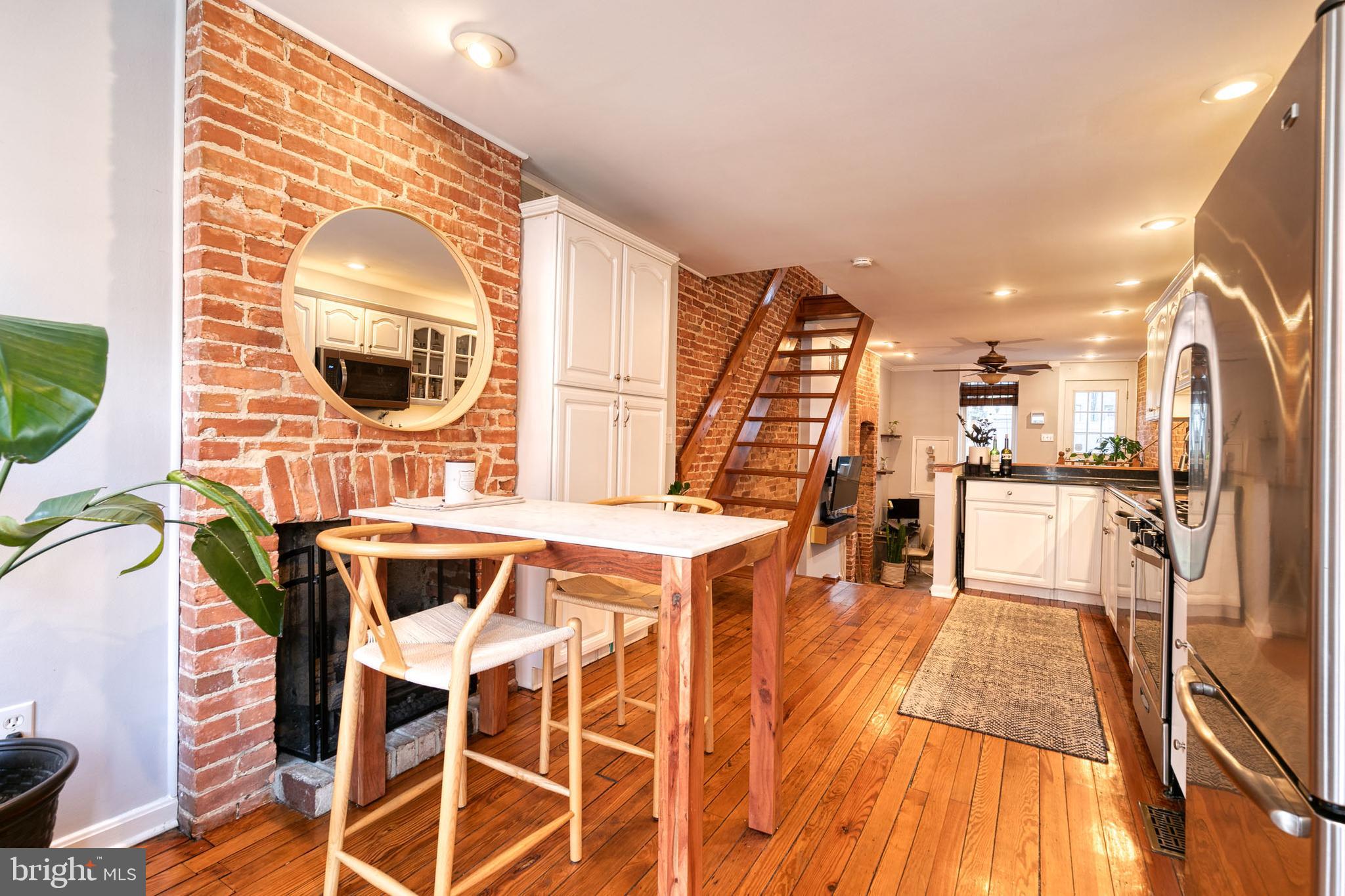 FEDERAL HILL HISTORIC DISTRICT - Residential Lease