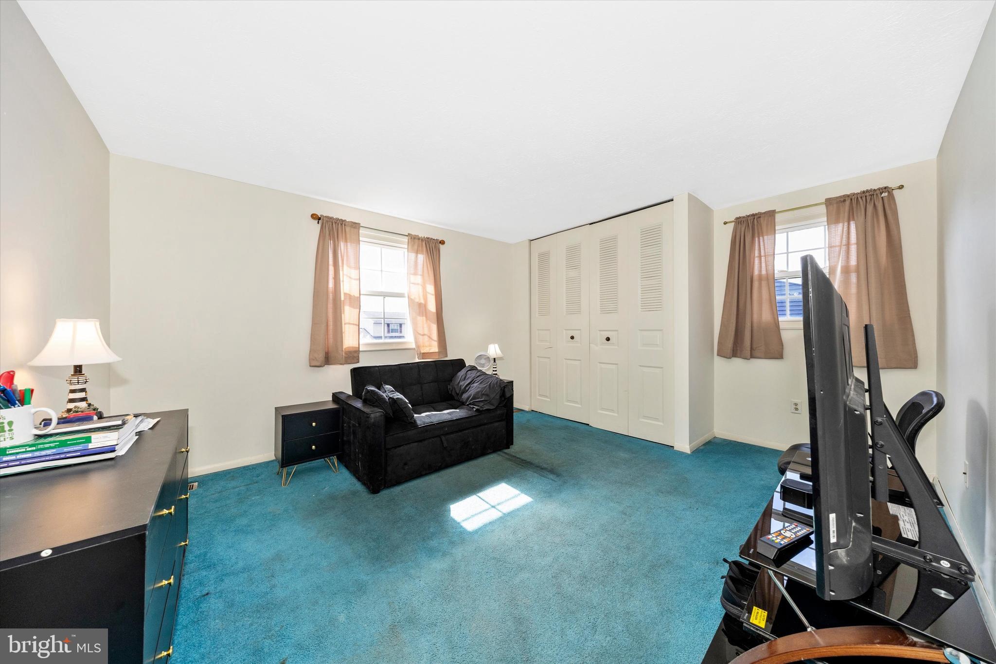 AMBER MEADOWS - Residential