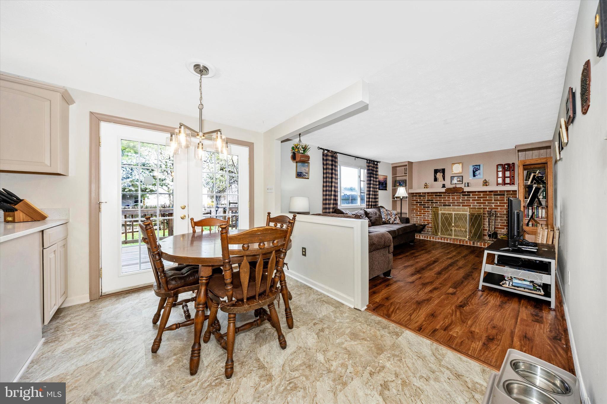 AMBER MEADOWS - Residential