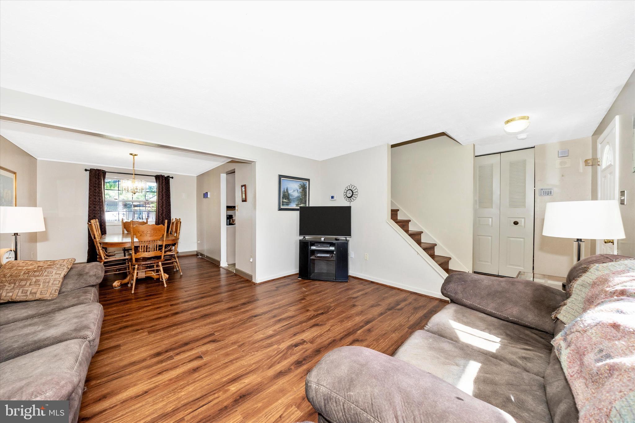 AMBER MEADOWS - Residential