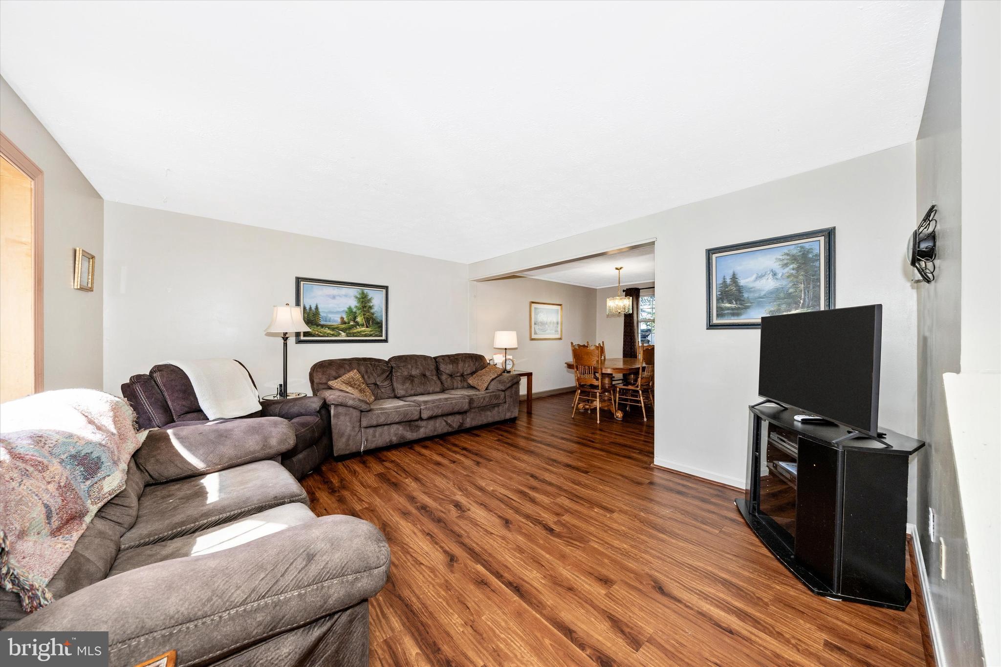 AMBER MEADOWS - Residential