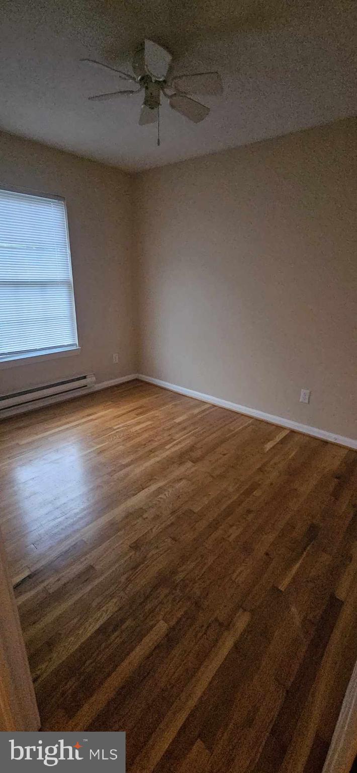 OXFORD VILLAGE - Residential Lease